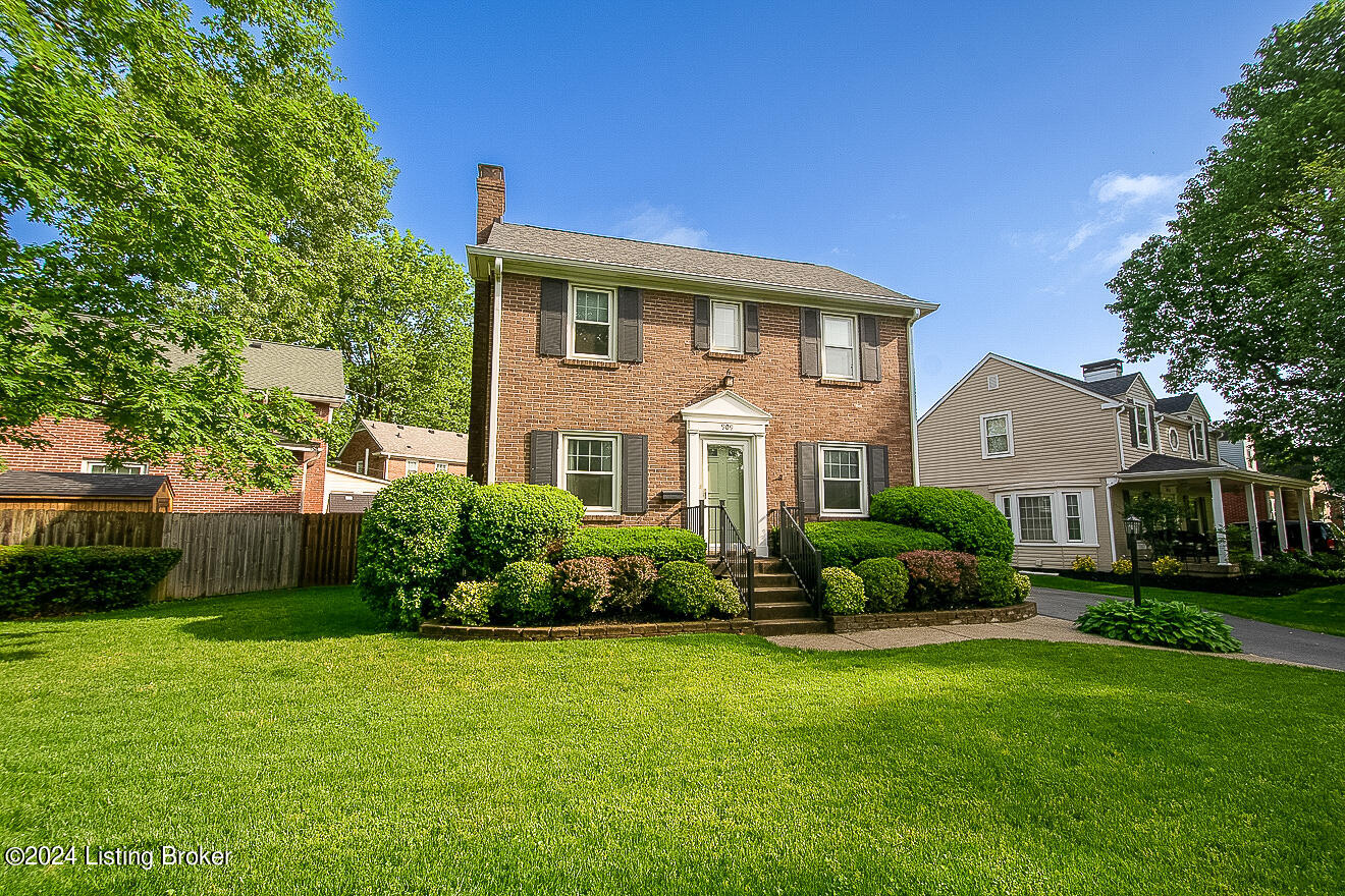 909 Rosemary Dr