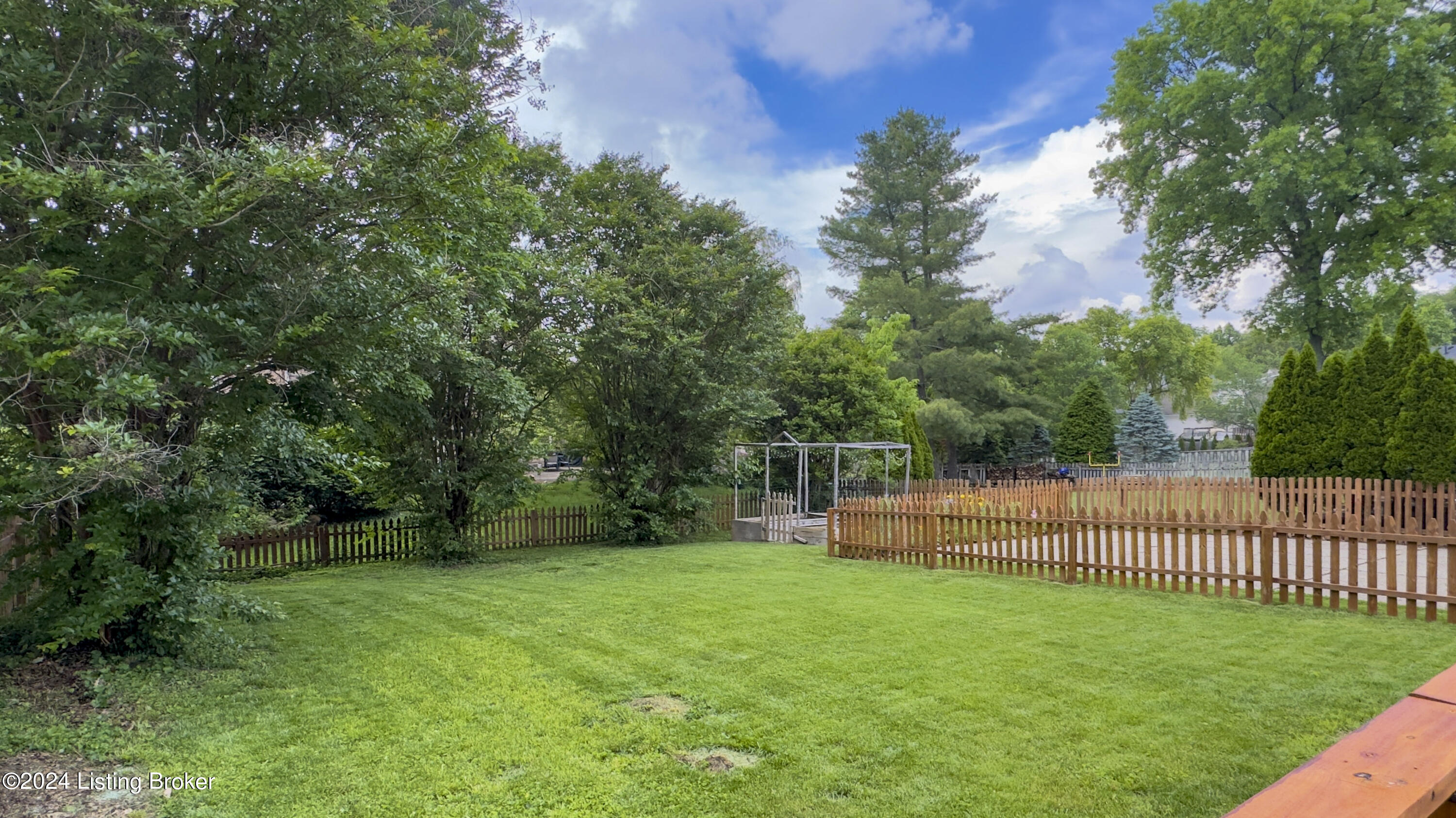 10715 Hobbs Station Rd
