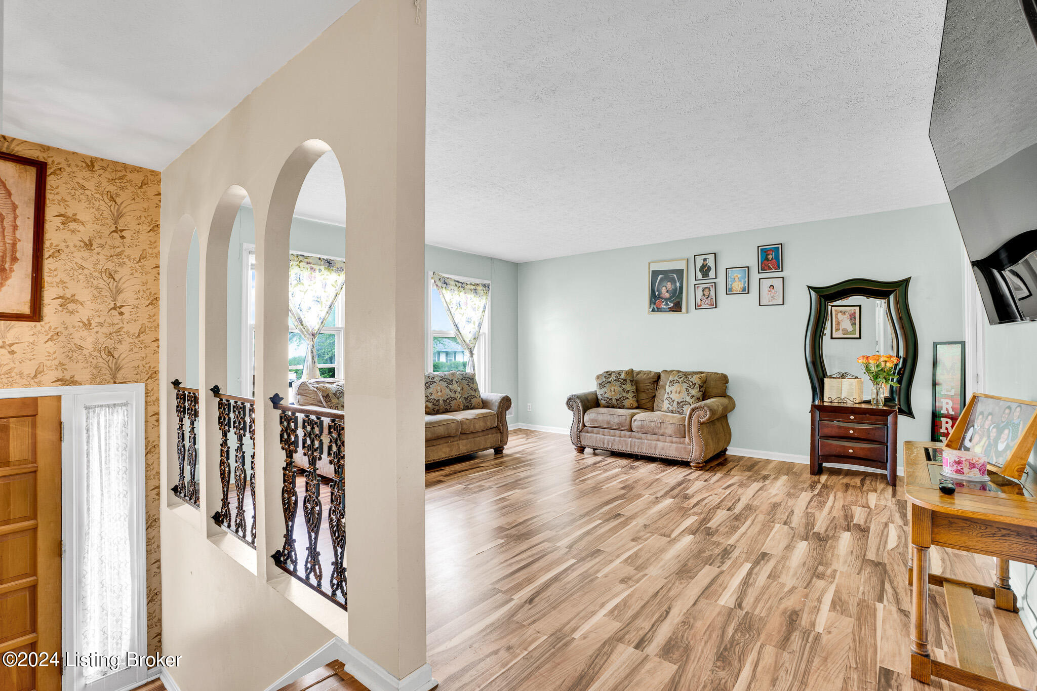 1504 Dellwood Dr