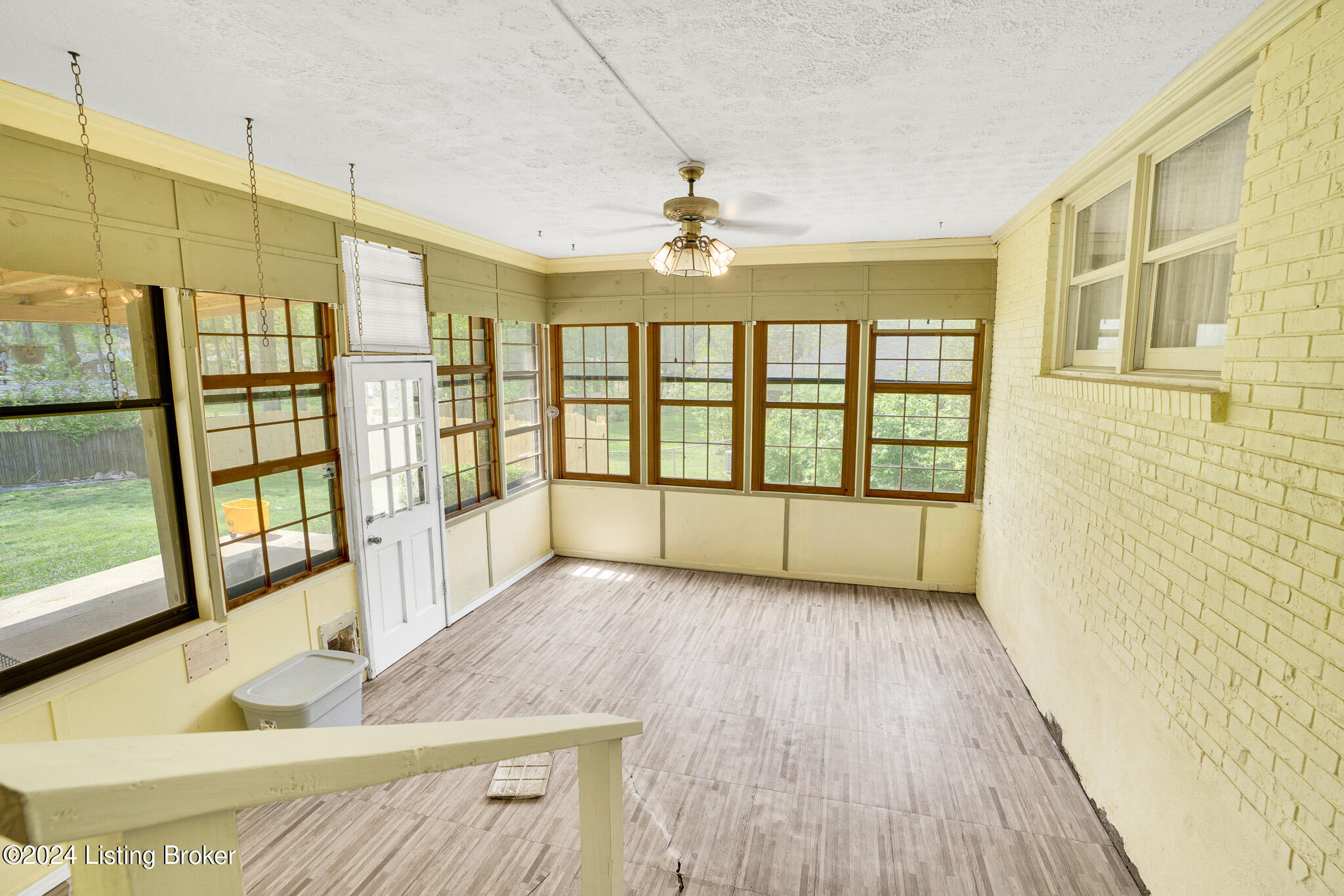 1504 Dellwood Dr
