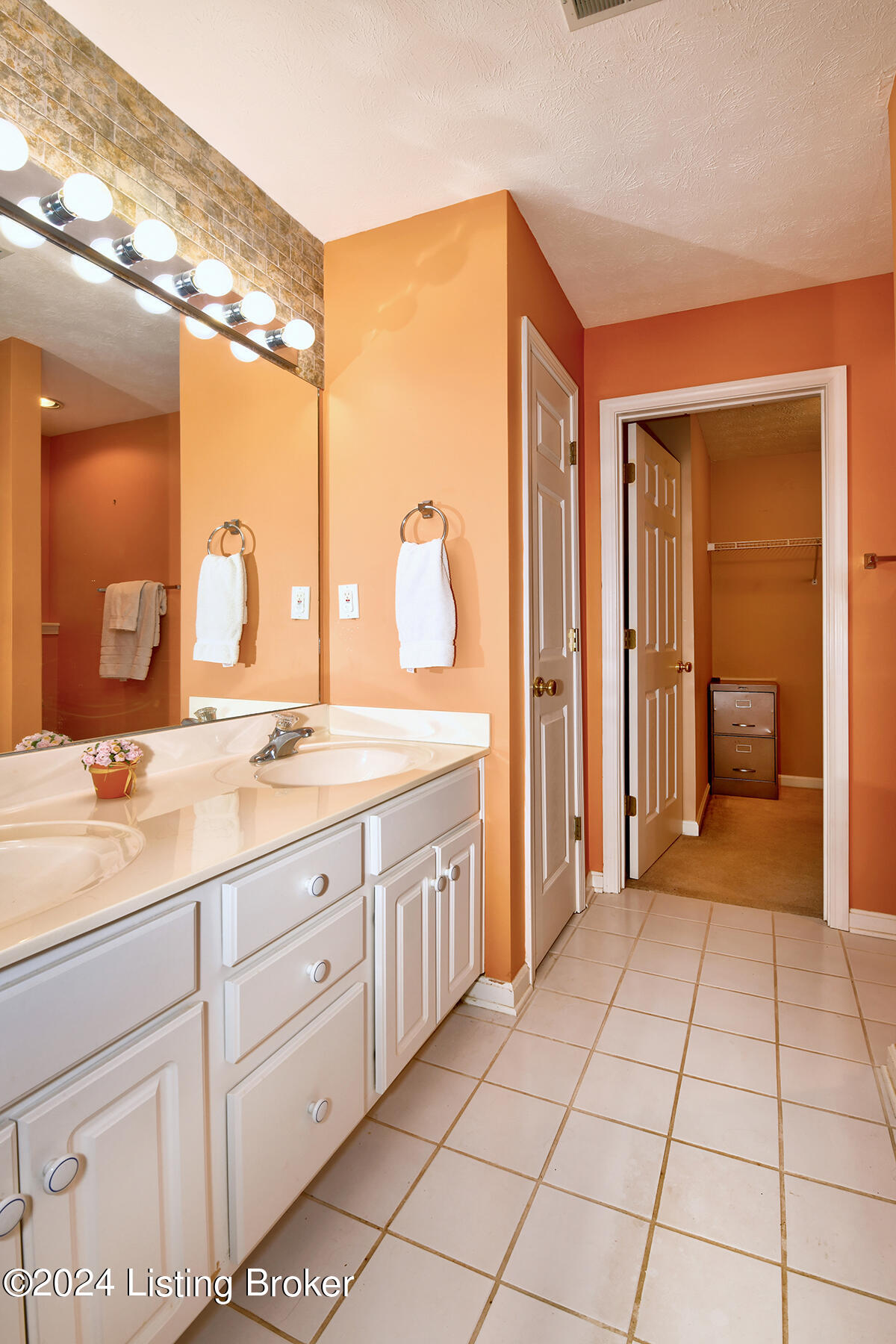9603 Harvard Commons Ct