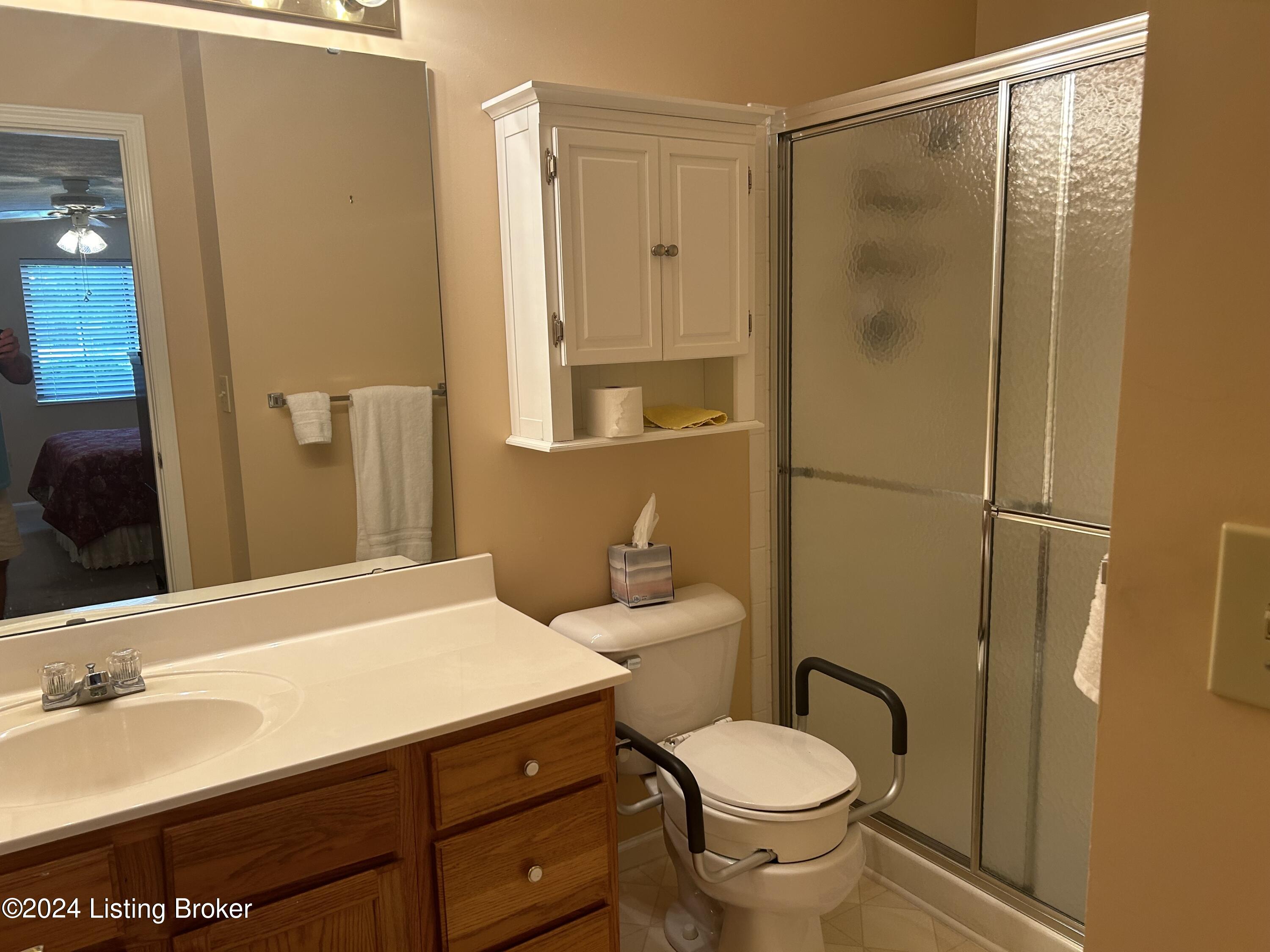 3903 Yardley Ct, 103