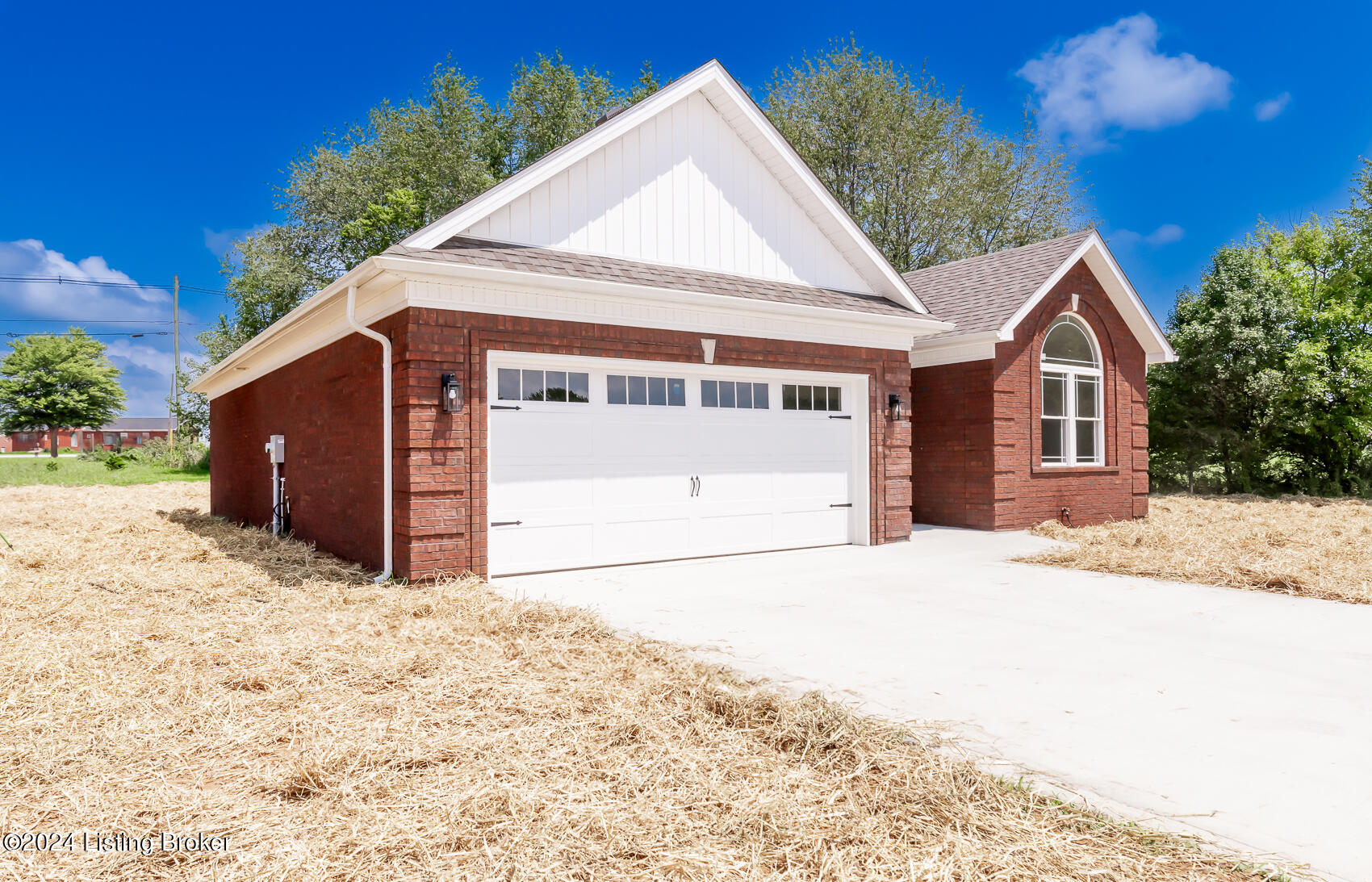 116 Hollow Springs Dr