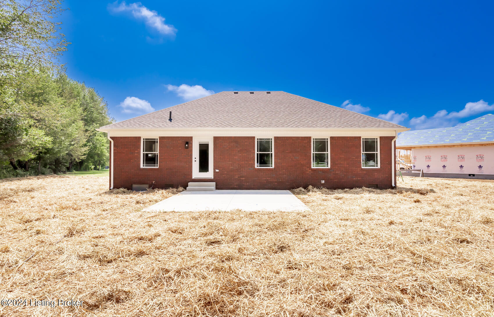 116 Hollow Springs Dr