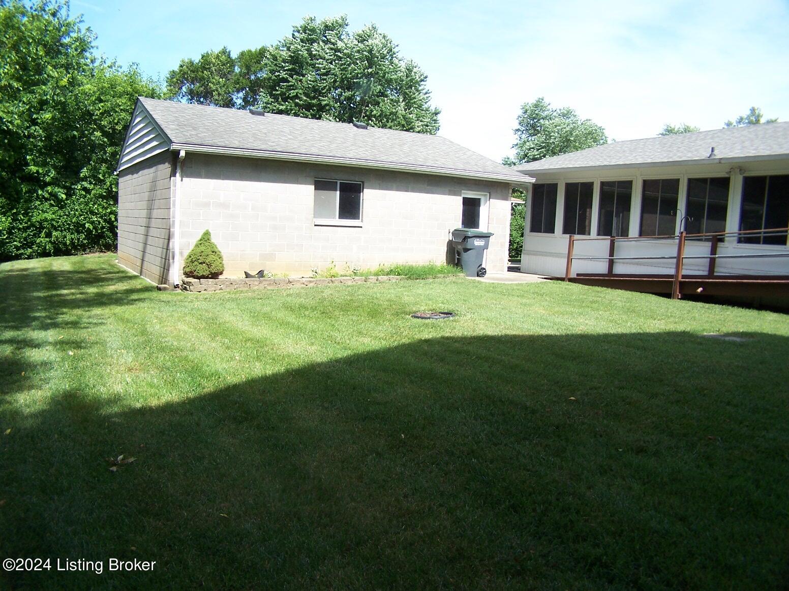 6704 Cindy Dr
