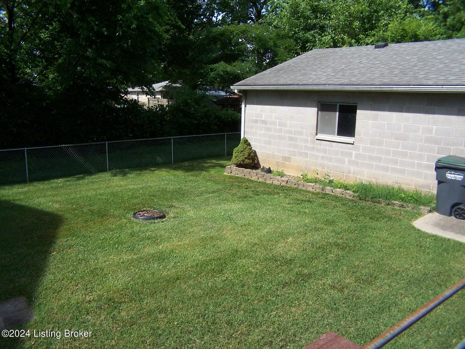 6704 Cindy Dr