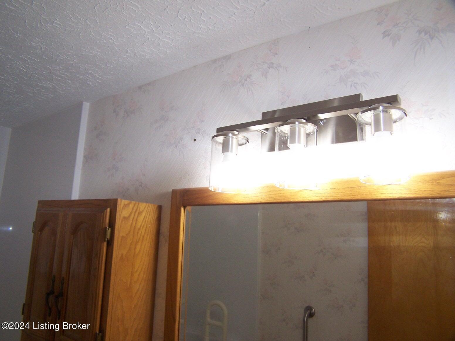 6704 Cindy Dr