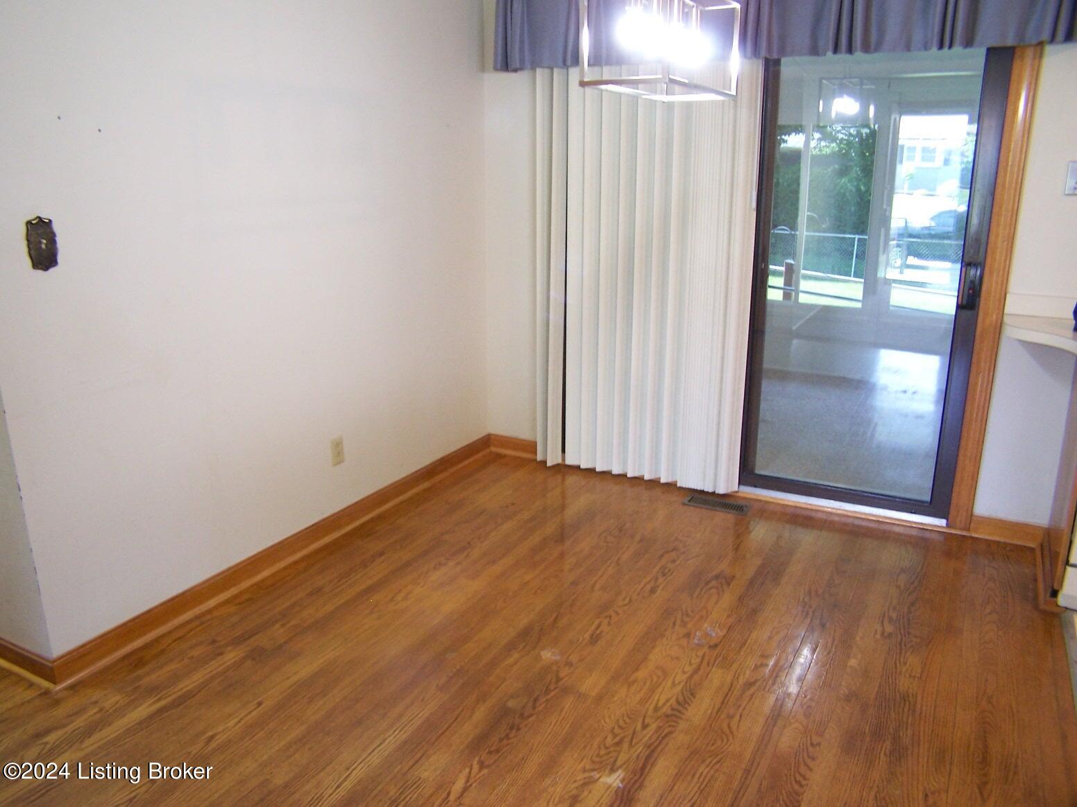 6704 Cindy Dr