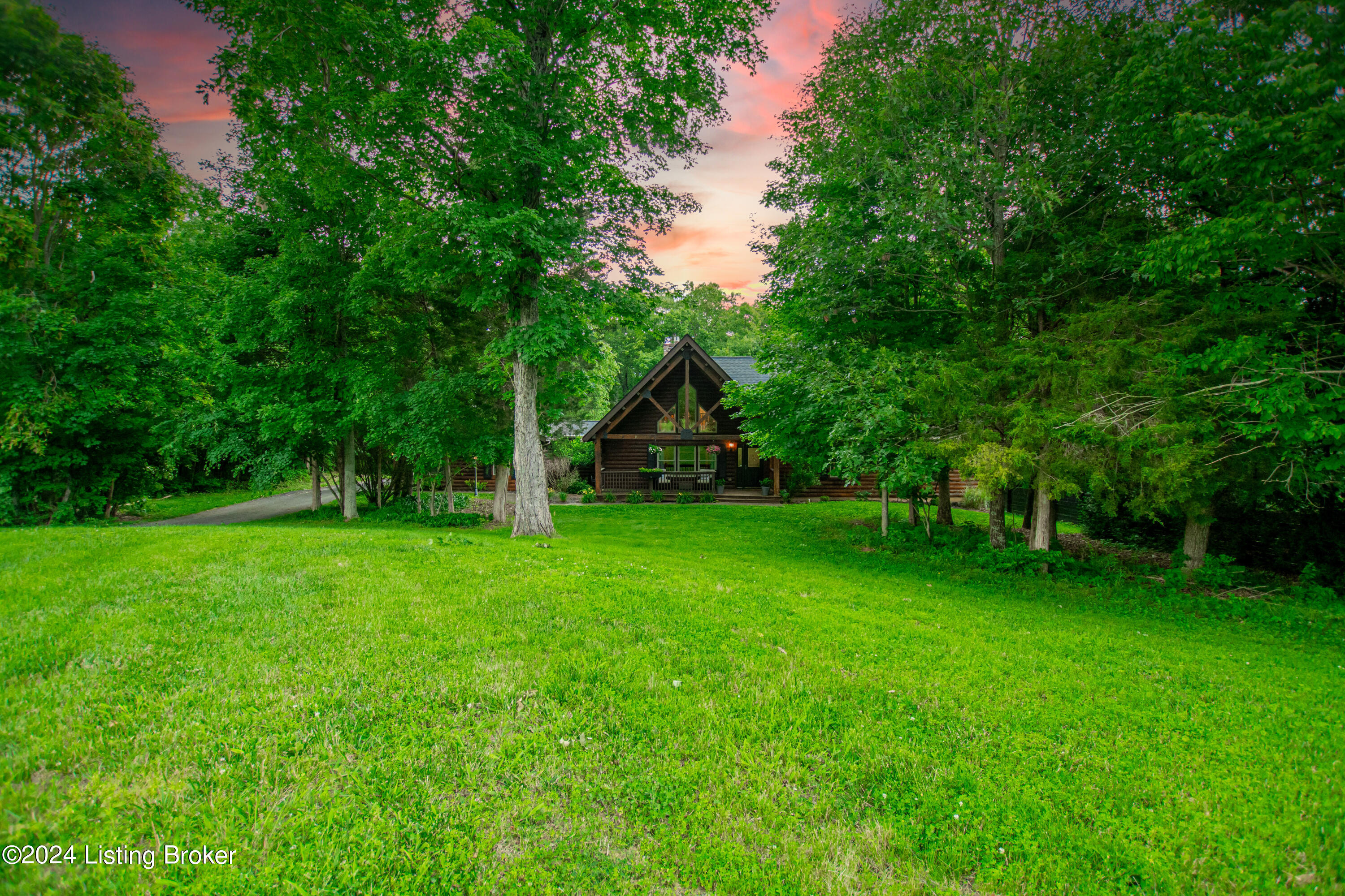 3050 Fallen Wood Ln