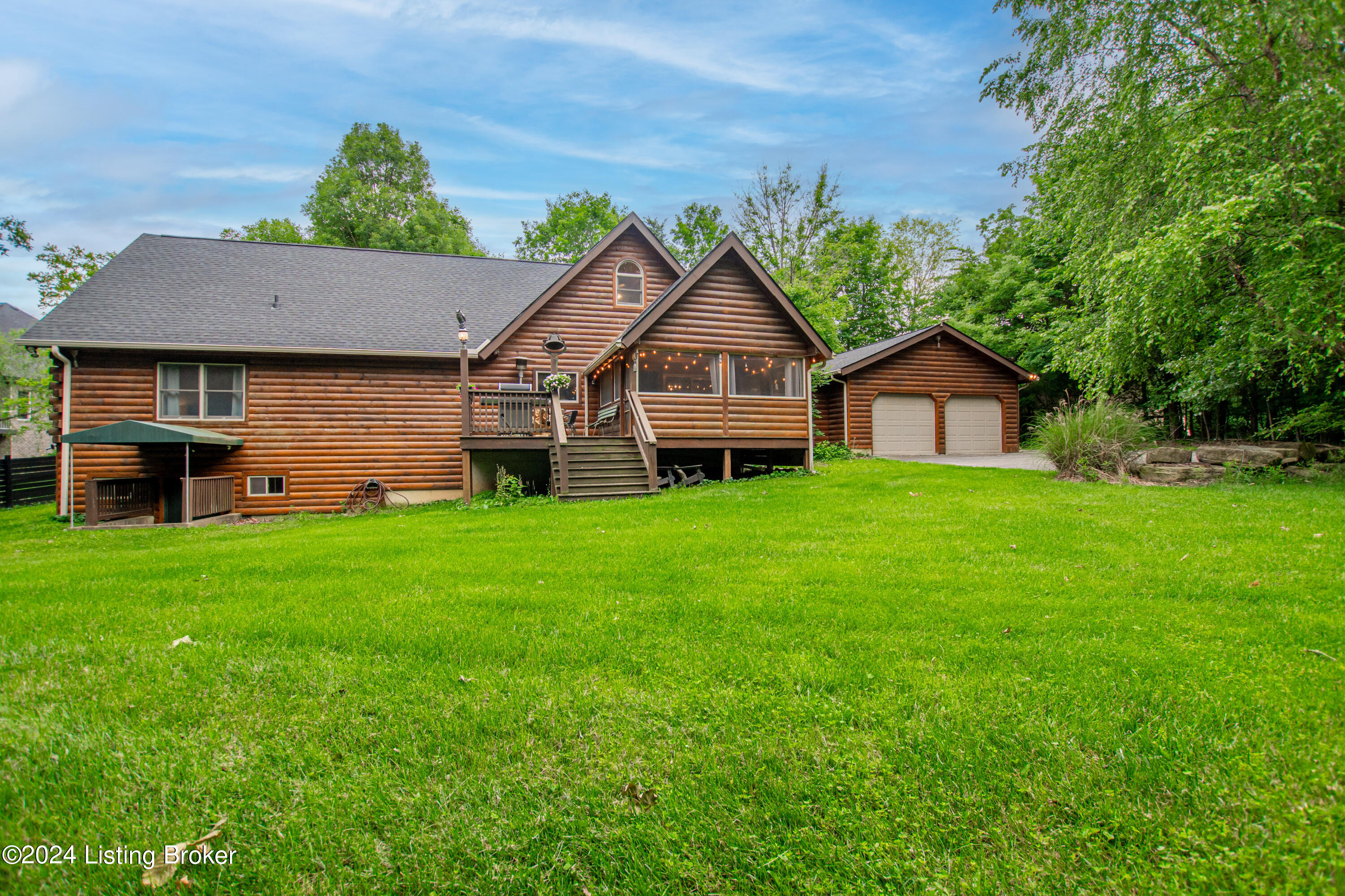 3050 Fallen Wood Ln