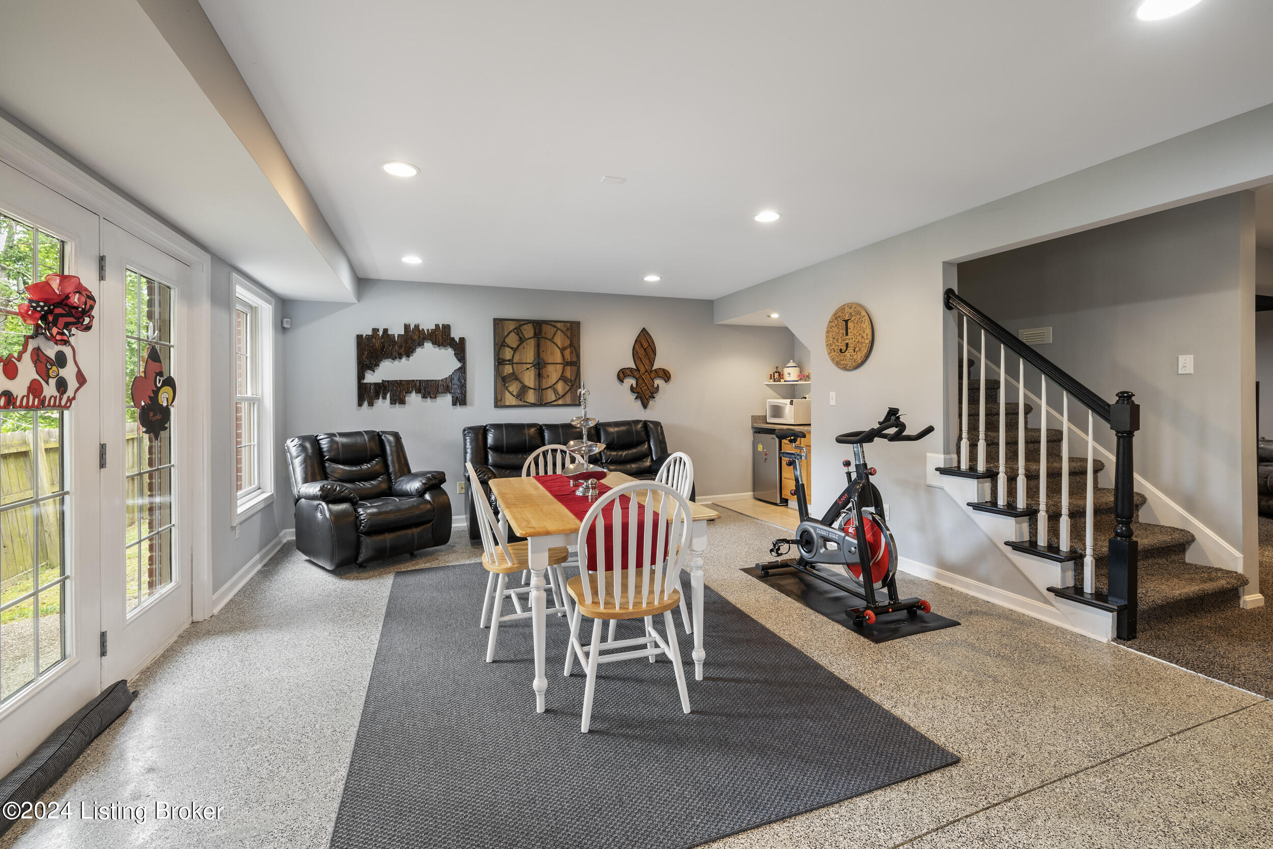 4527 Stone Wynde Dr