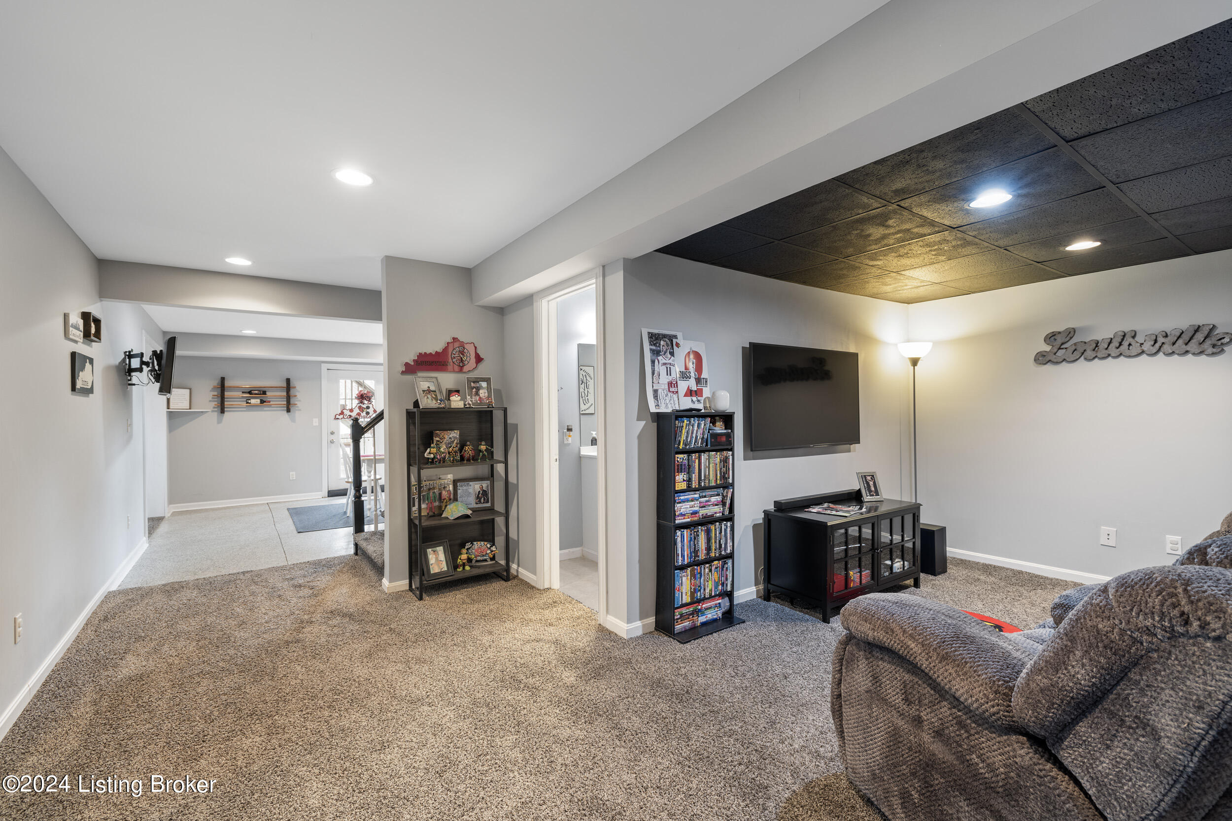4527 Stone Wynde Dr