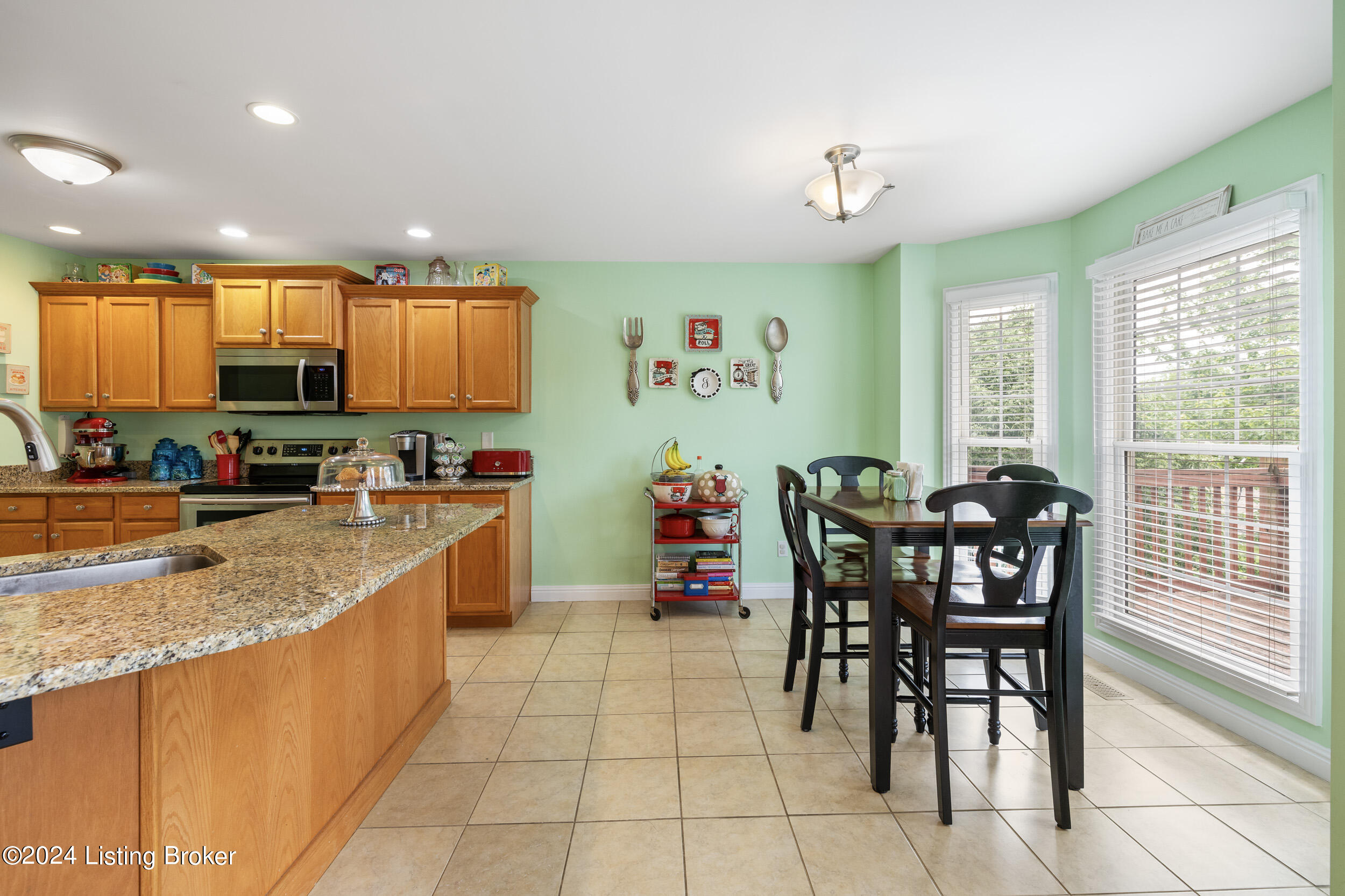 4527 Stone Wynde Dr