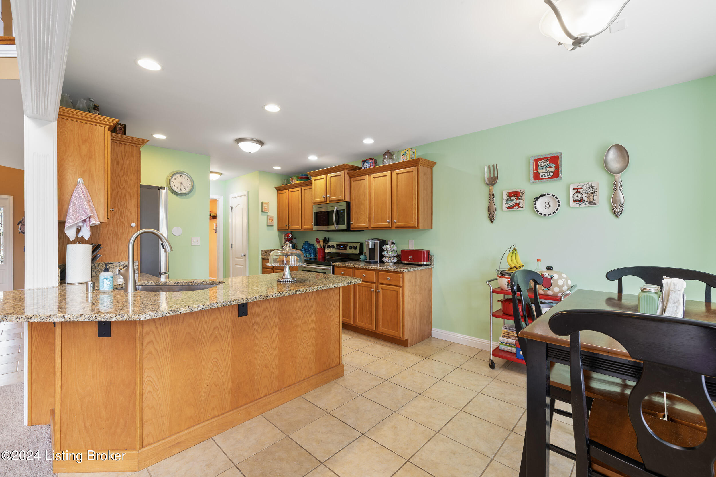 4527 Stone Wynde Dr
