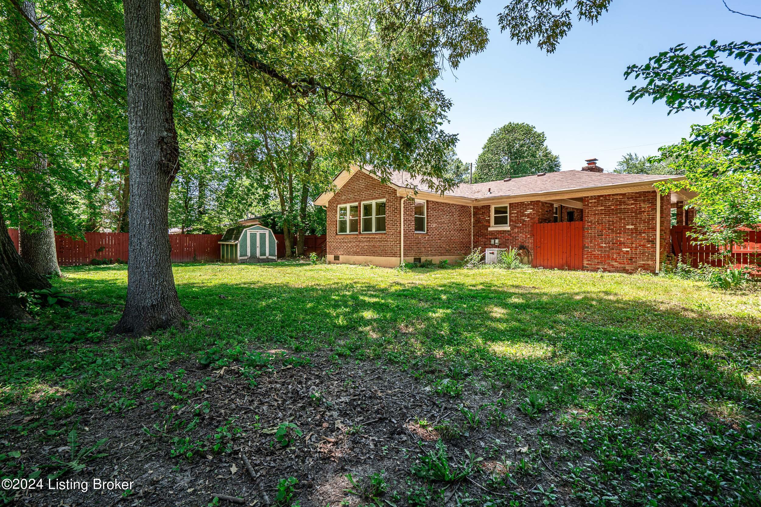 6421 Fernview Rd
