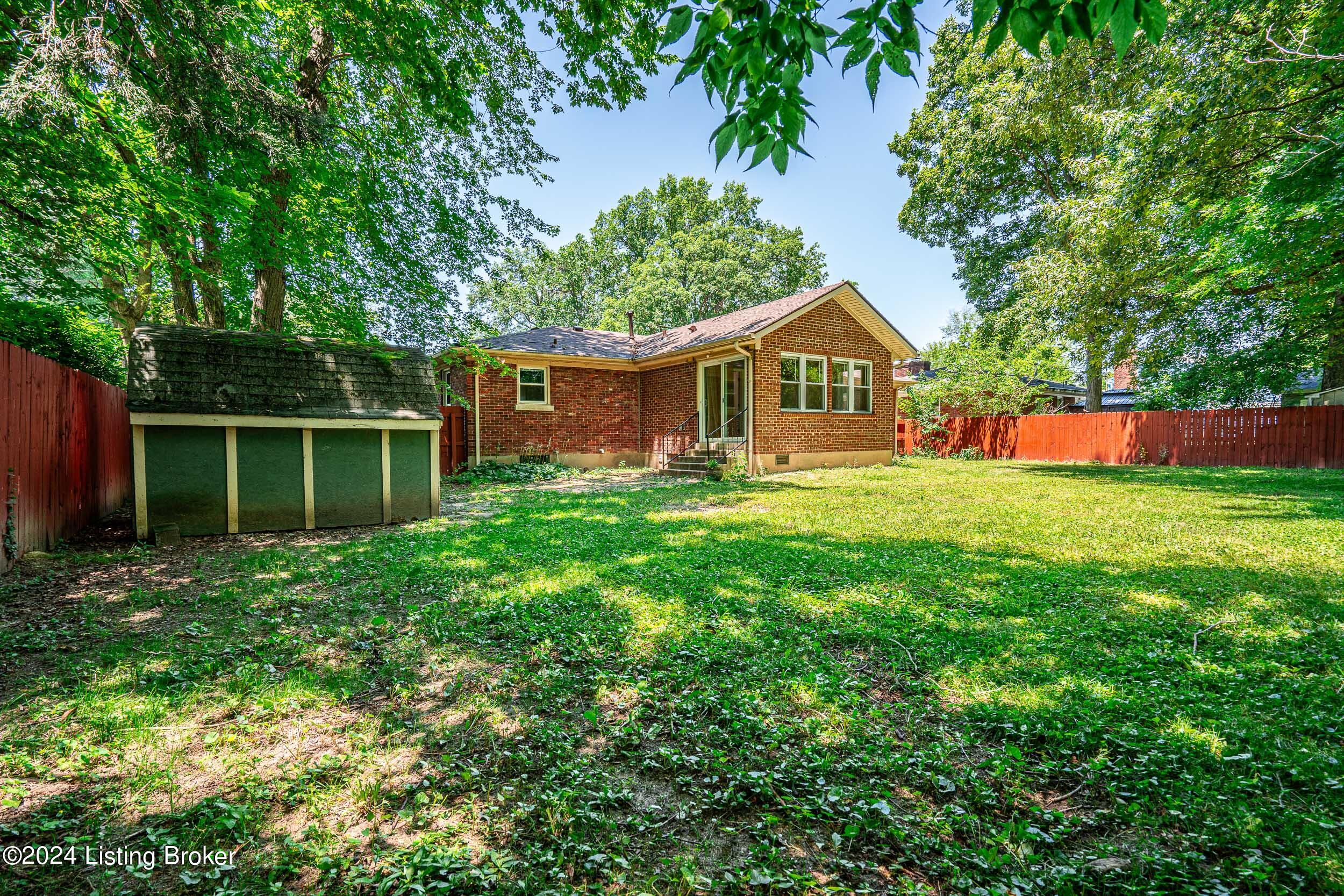 6421 Fernview Rd