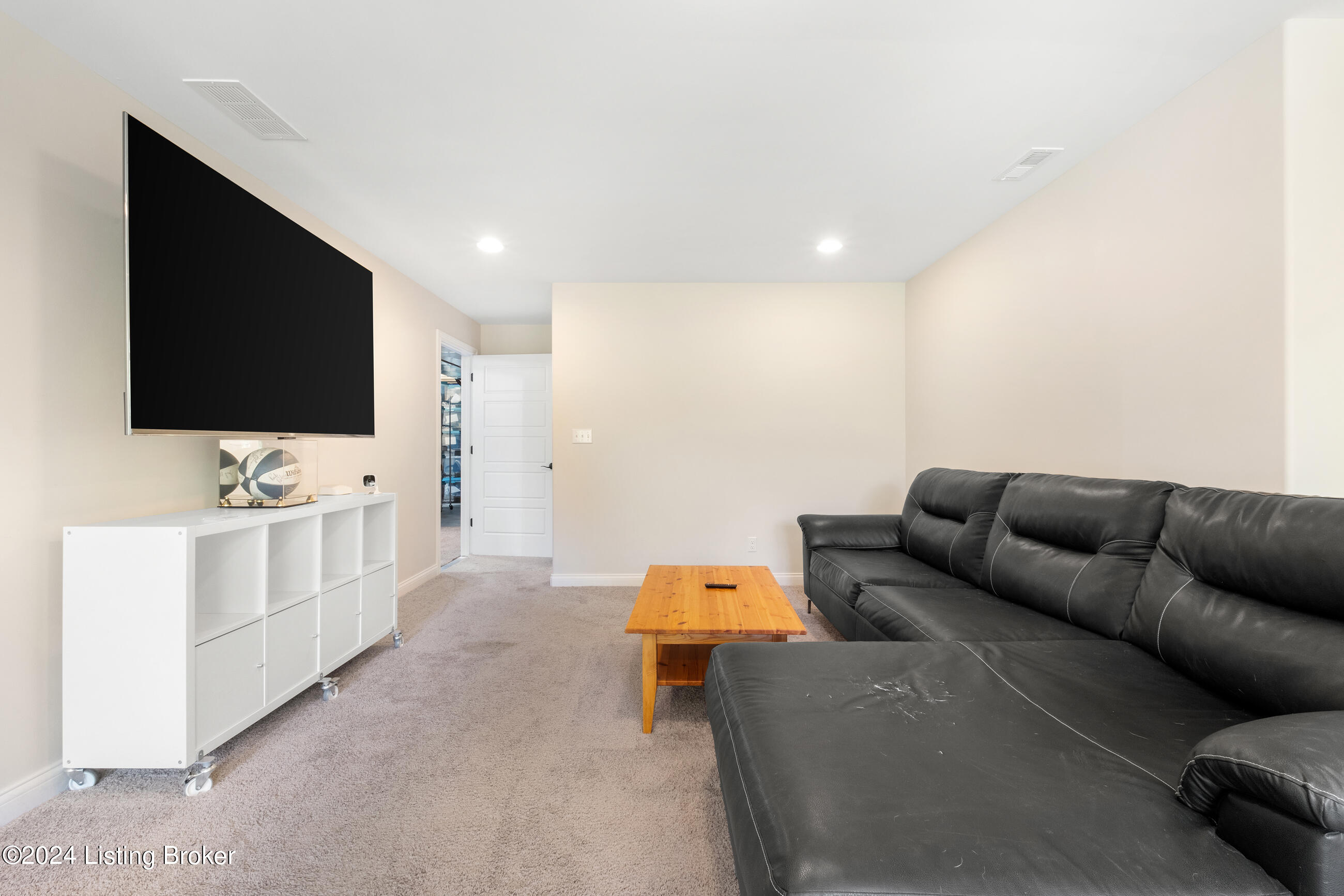 114 Sauer Alley