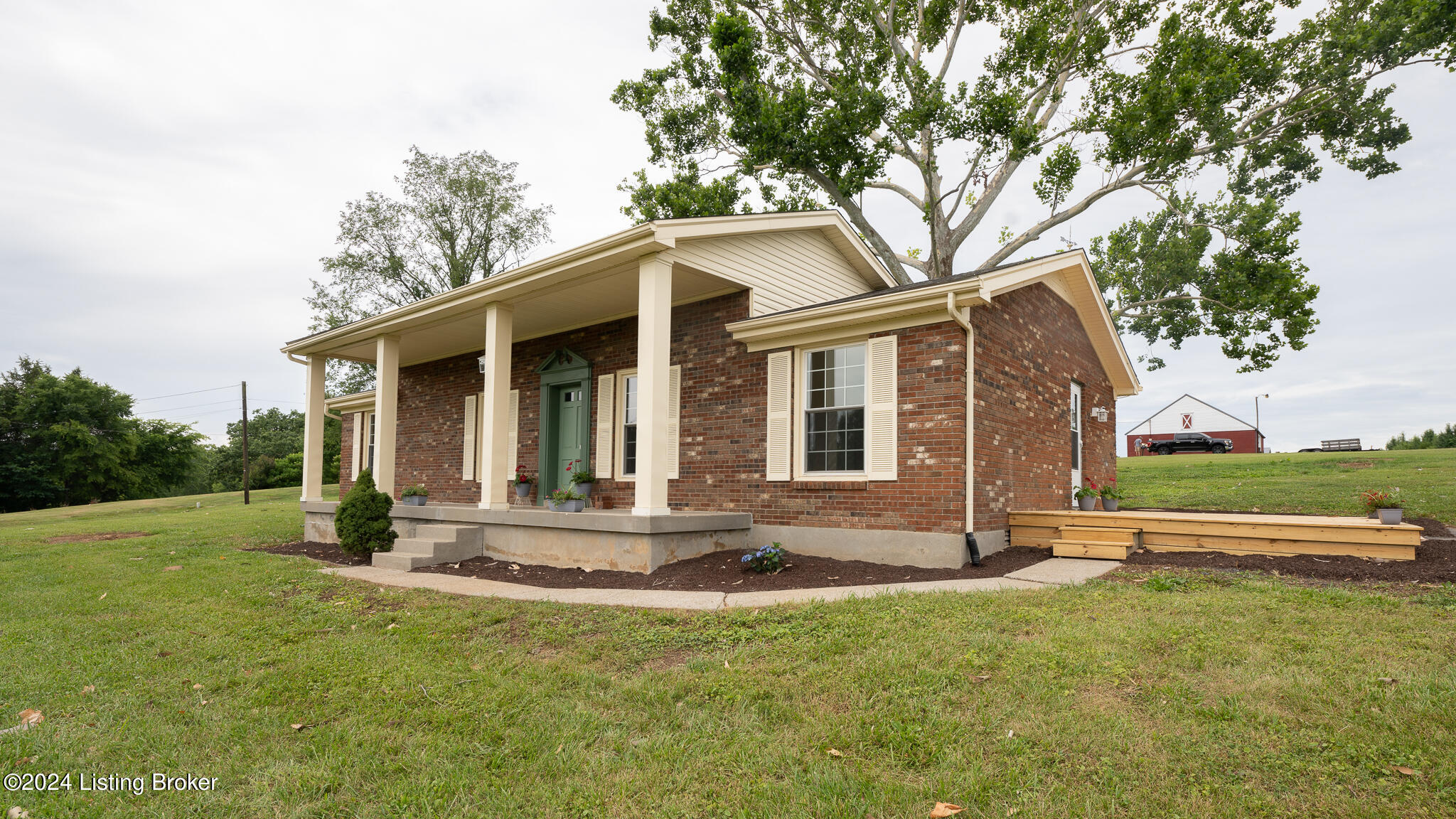 375 Ridge Rd