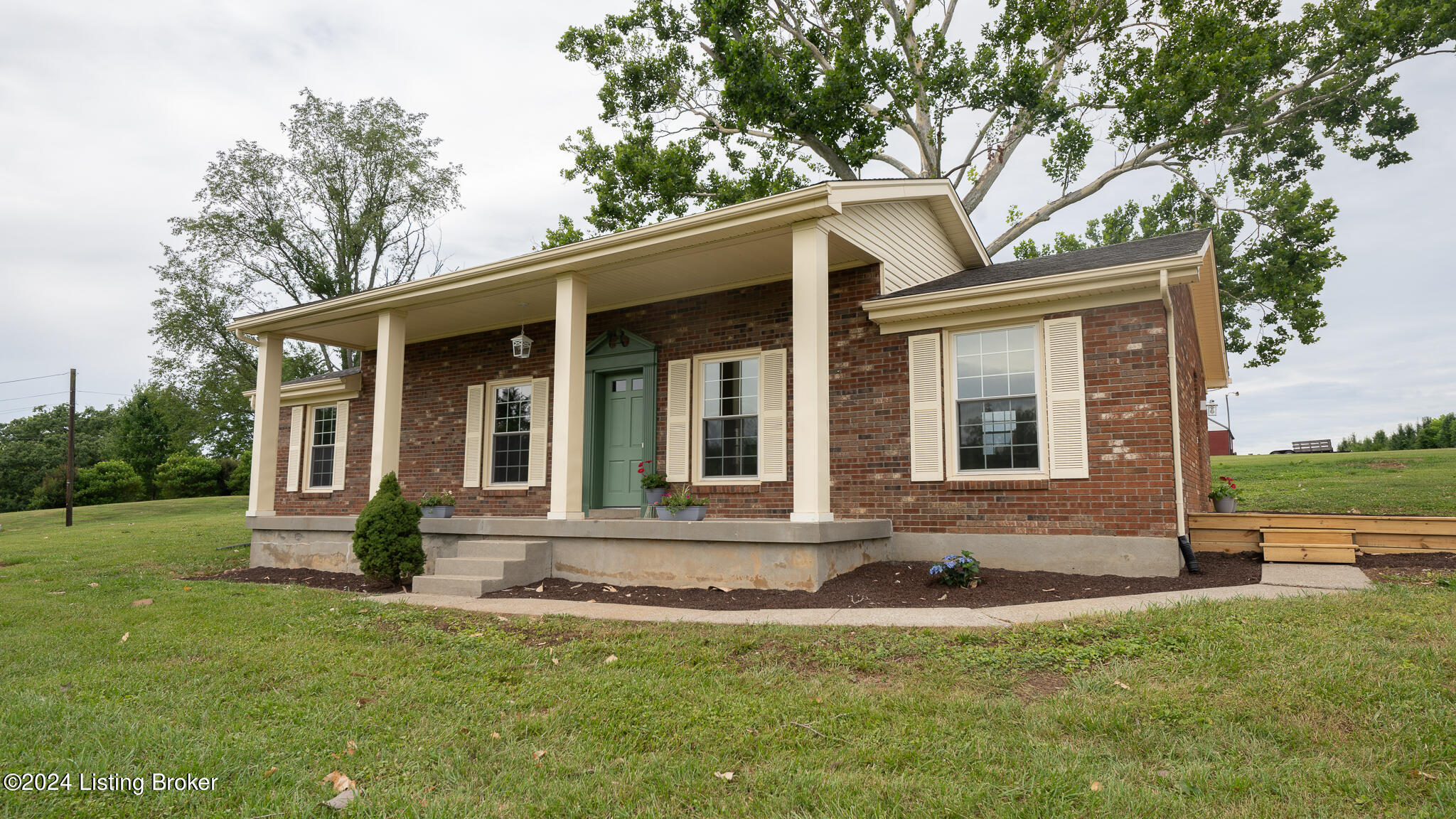 375 Ridge Rd