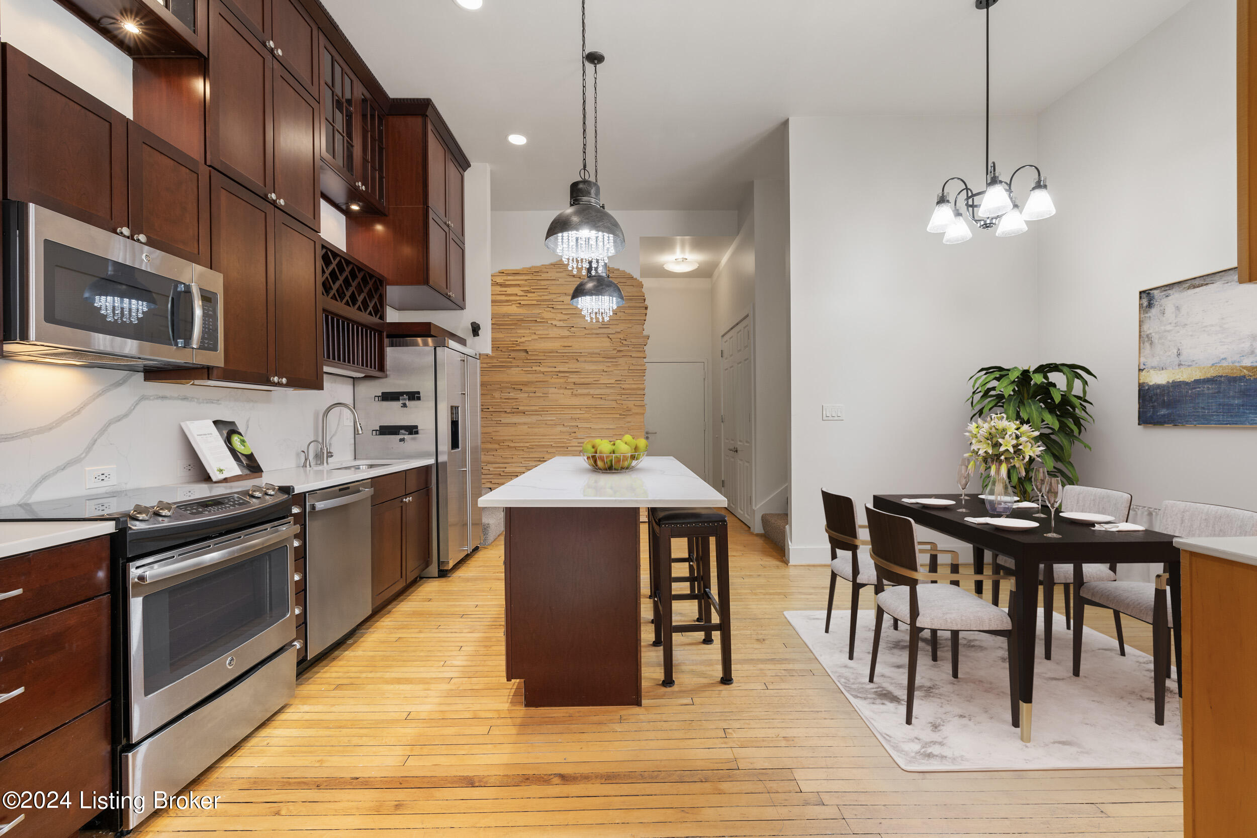 2525 George Rogers Clark Pl, APT 104
