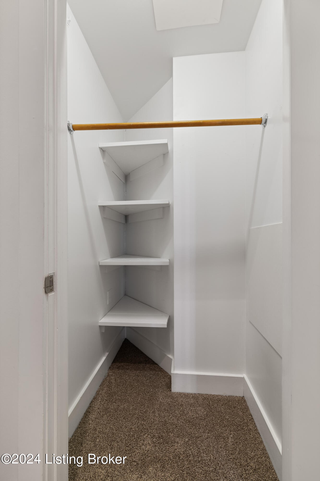 2525 George Rogers Clark Pl, APT 104