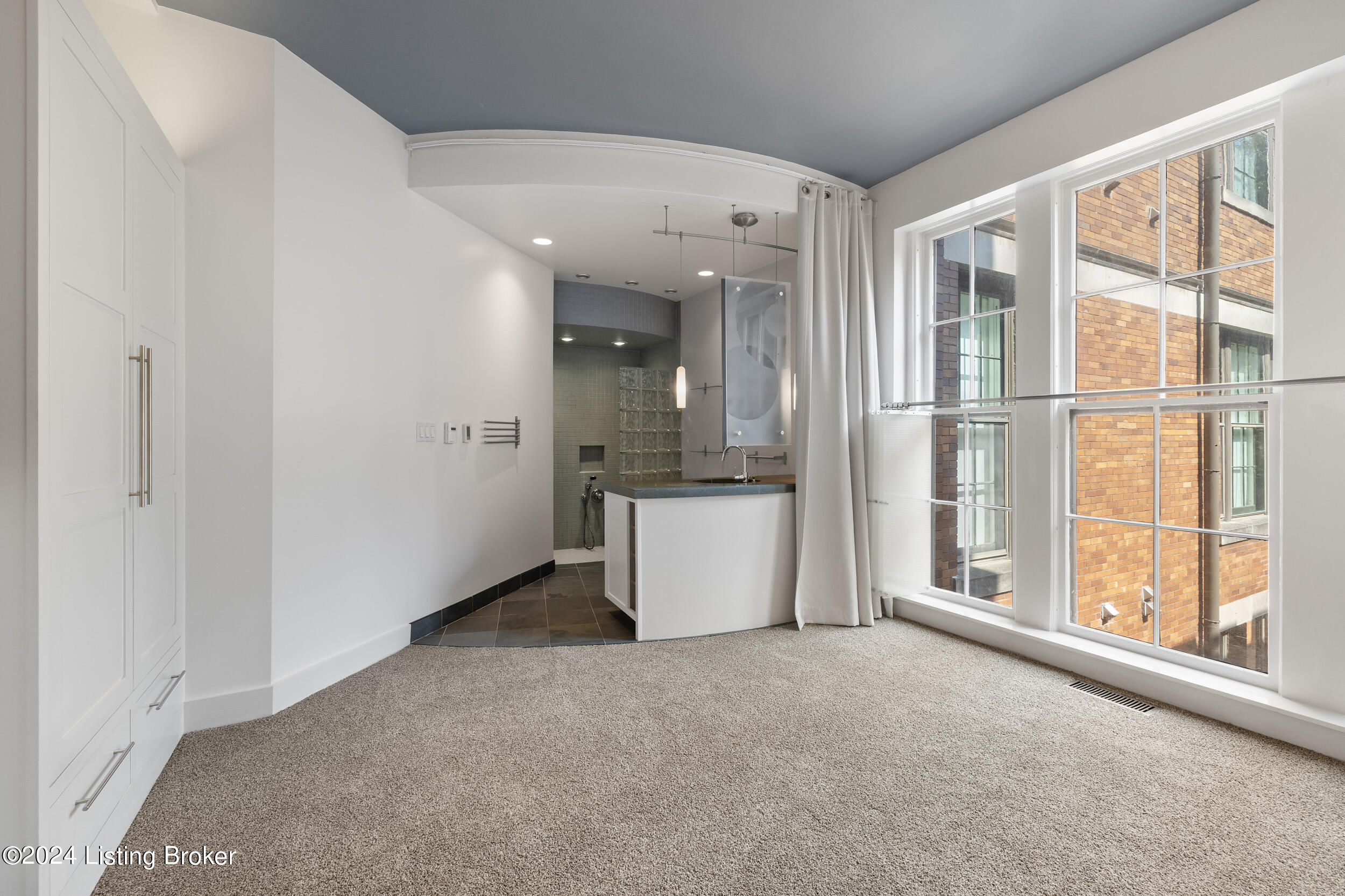 2525 George Rogers Clark Pl, APT 104