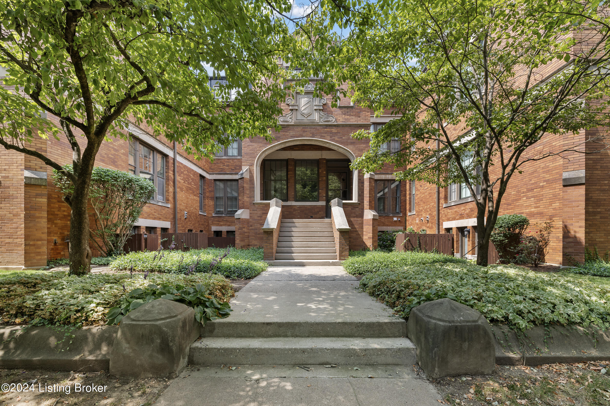 2525 George Rogers Clark Pl, APT 104