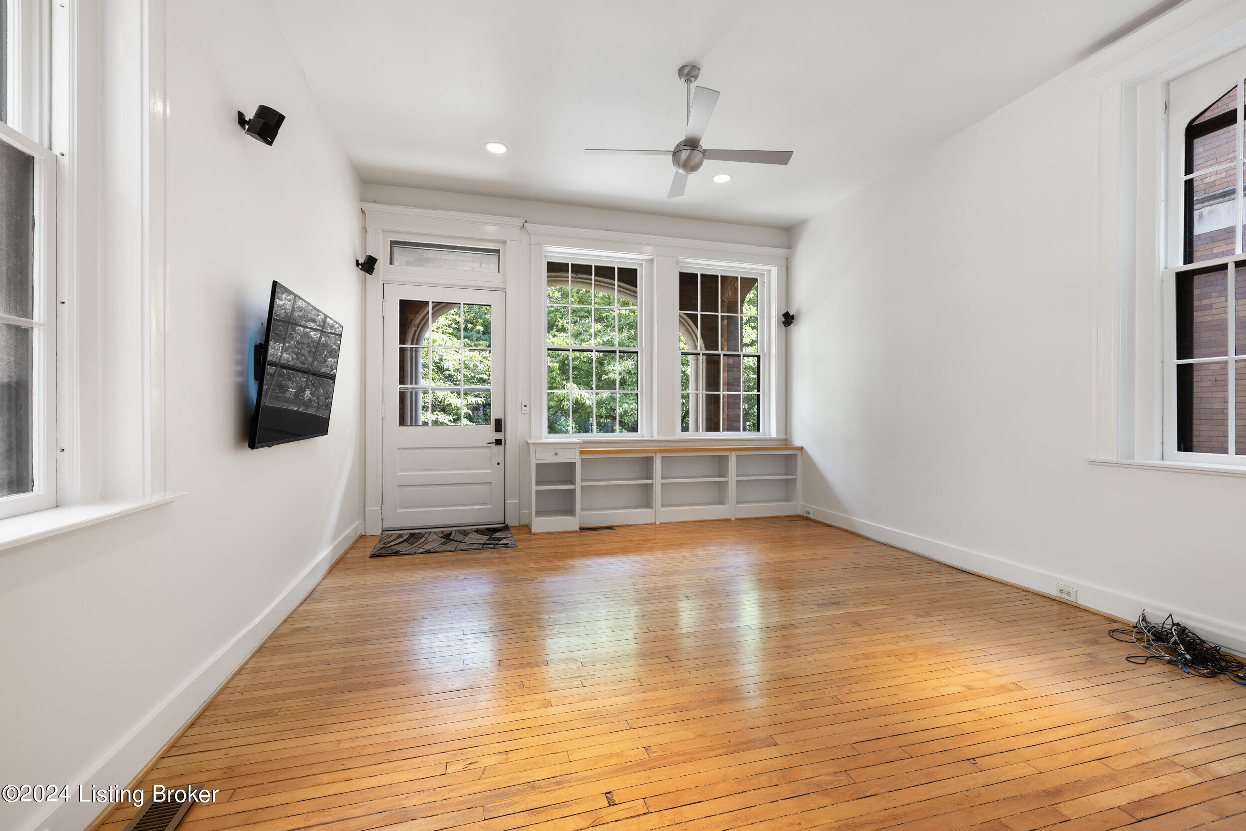 2525 George Rogers Clark Pl, APT 104