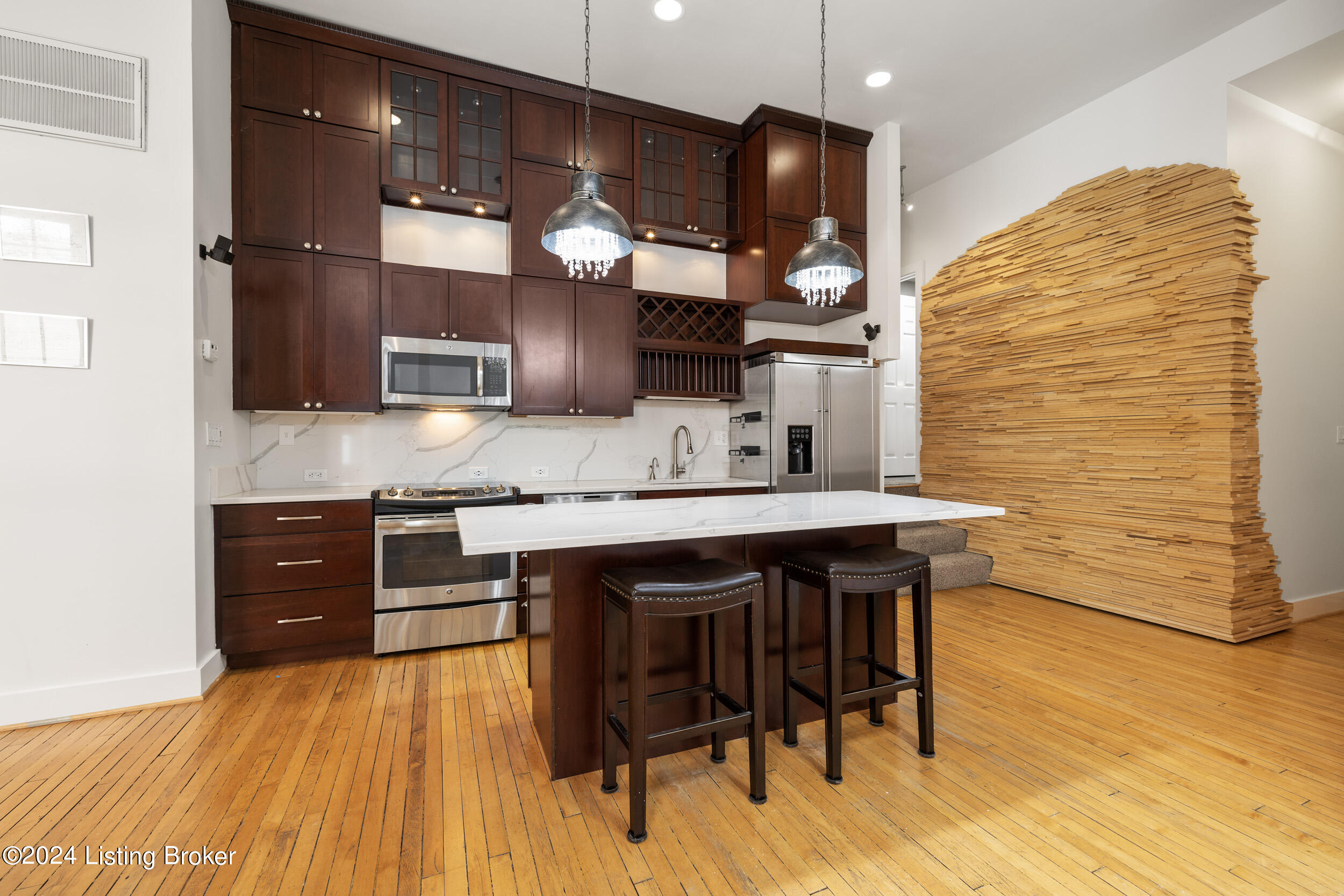 2525 George Rogers Clark Pl, APT 104