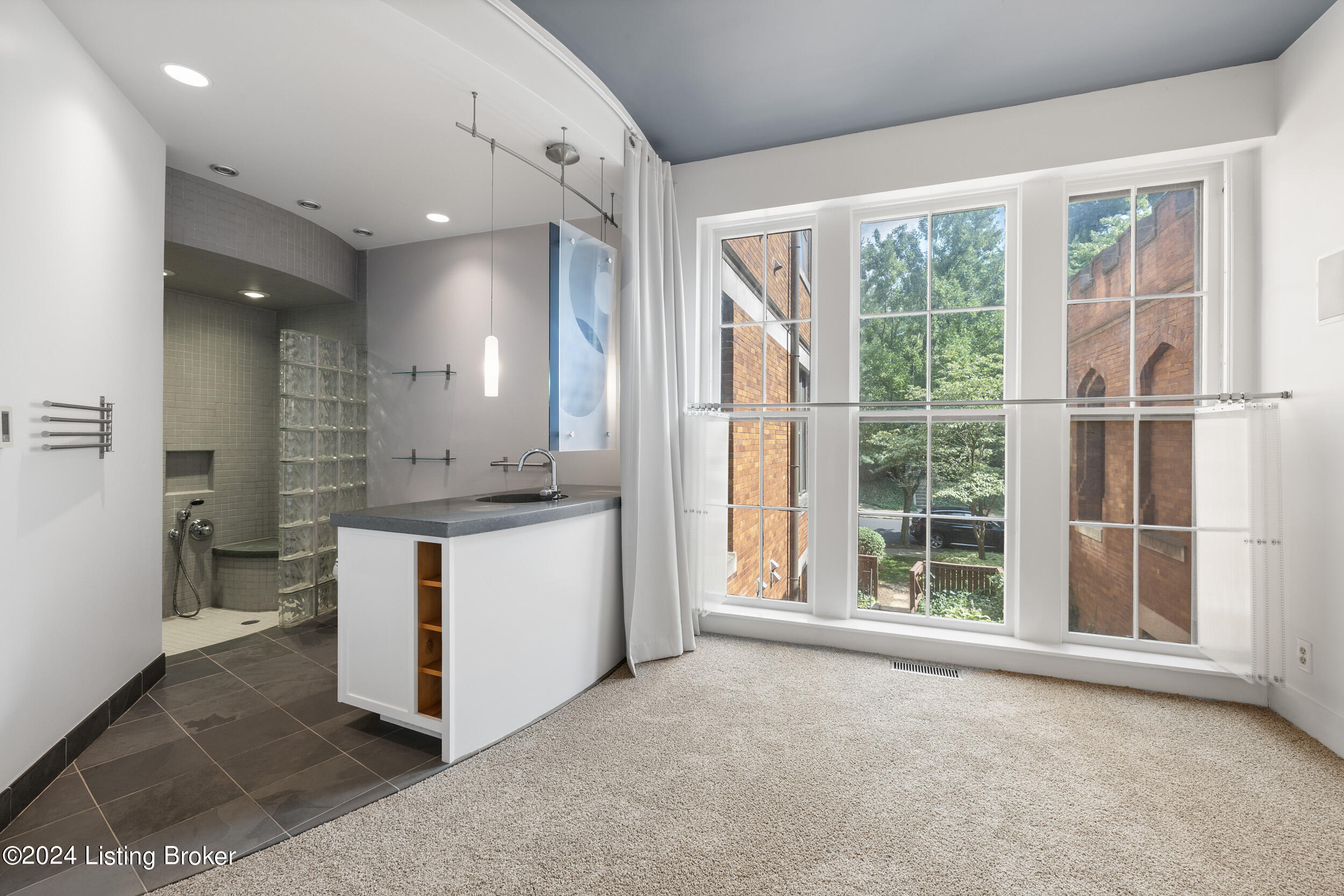 2525 George Rogers Clark Pl, APT 104