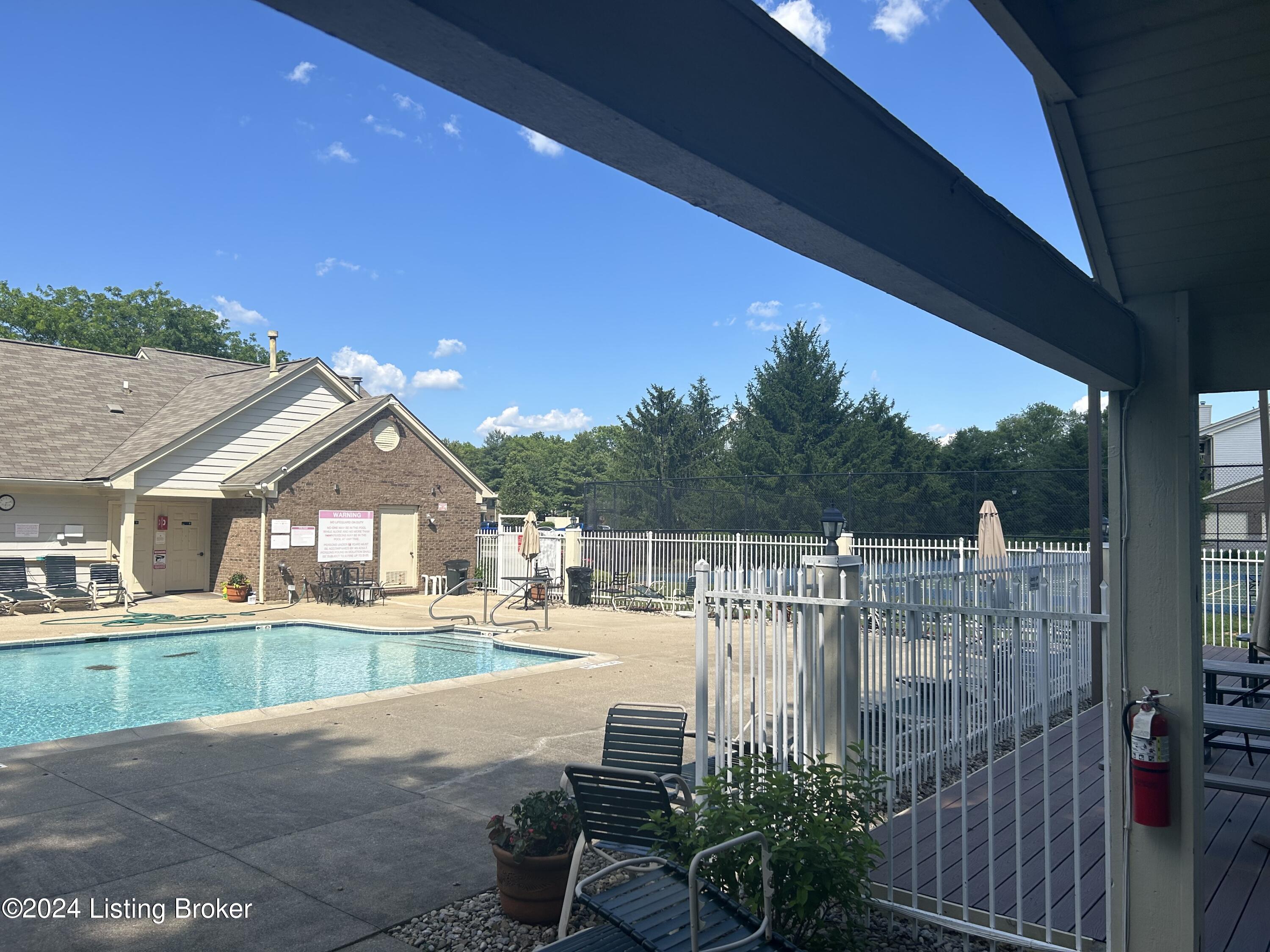 8417 Ambrosse Ln, 312