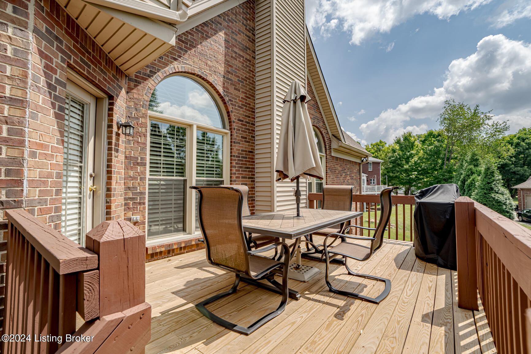 63 Persimmon Ridge Dr