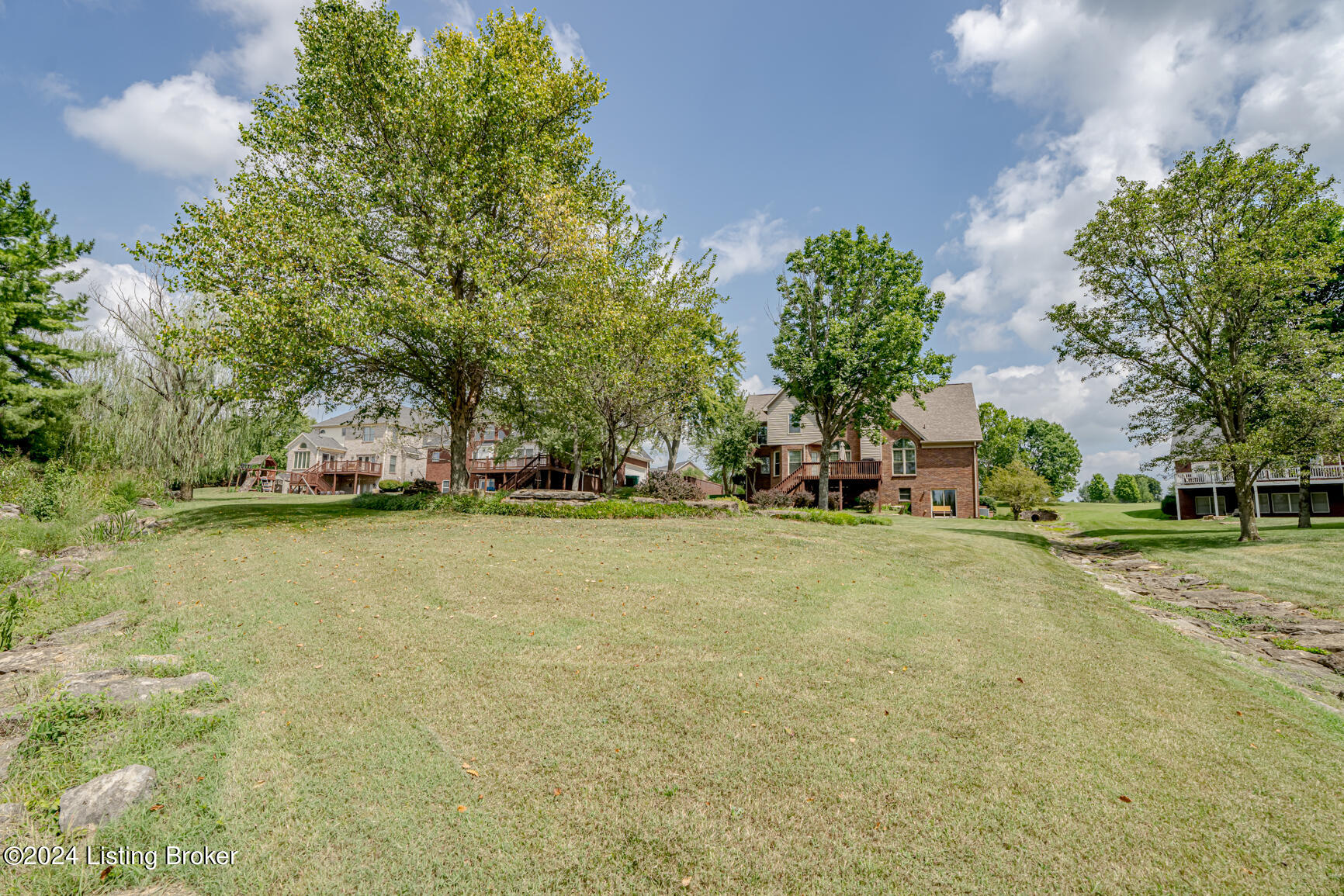 63 Persimmon Ridge Dr
