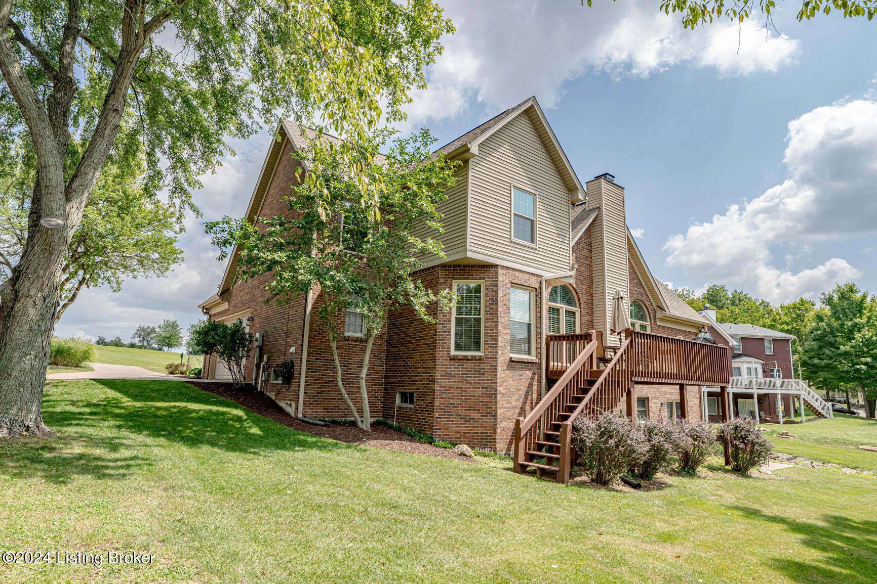 63 Persimmon Ridge Dr