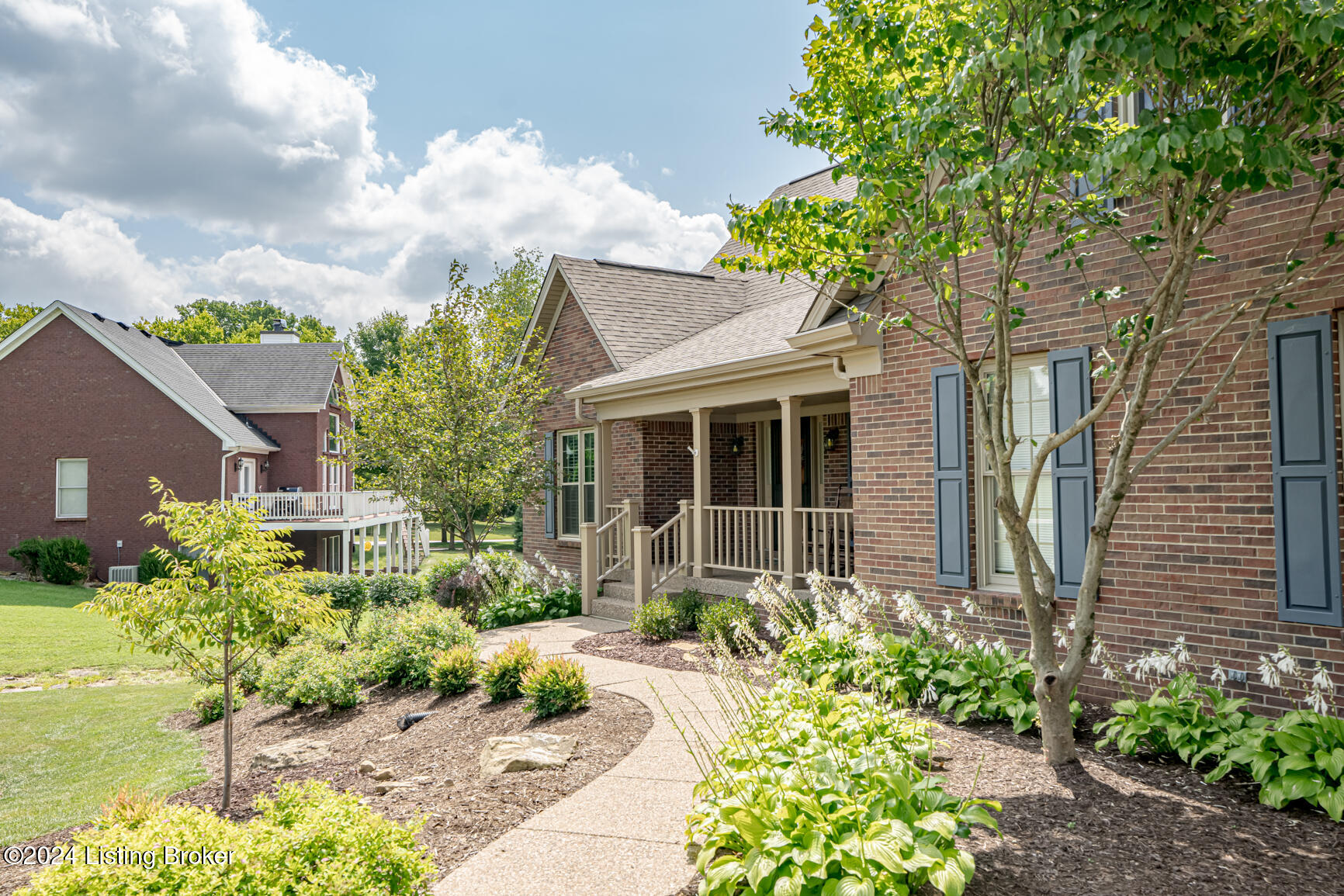 63 Persimmon Ridge Dr