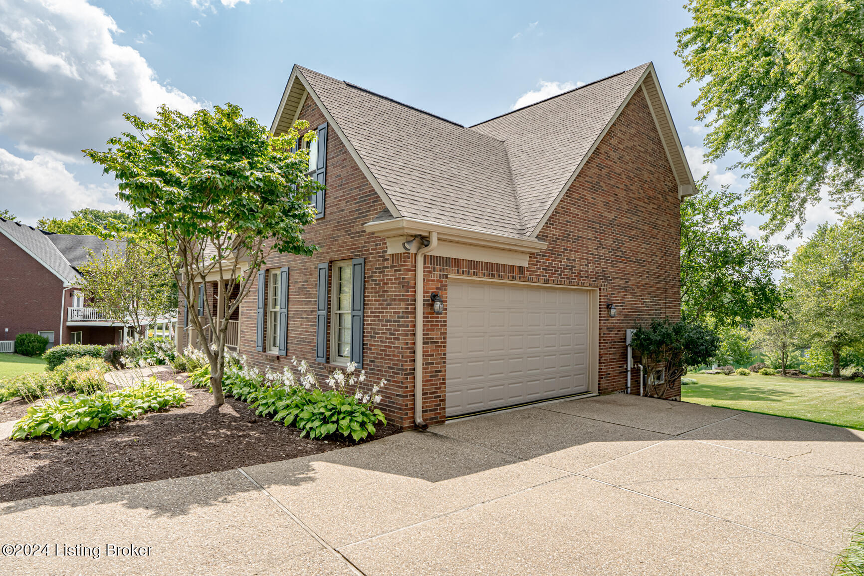 63 Persimmon Ridge Dr