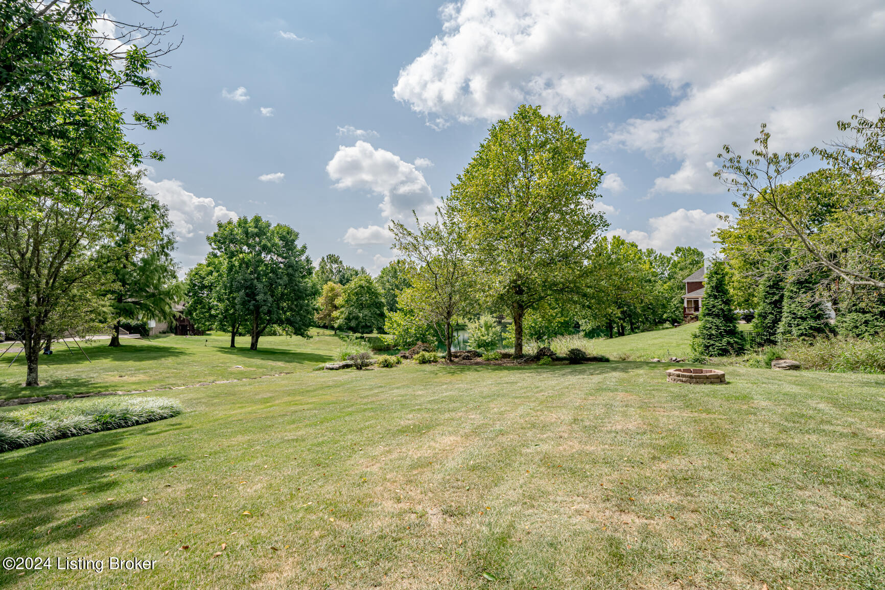 63 Persimmon Ridge Dr