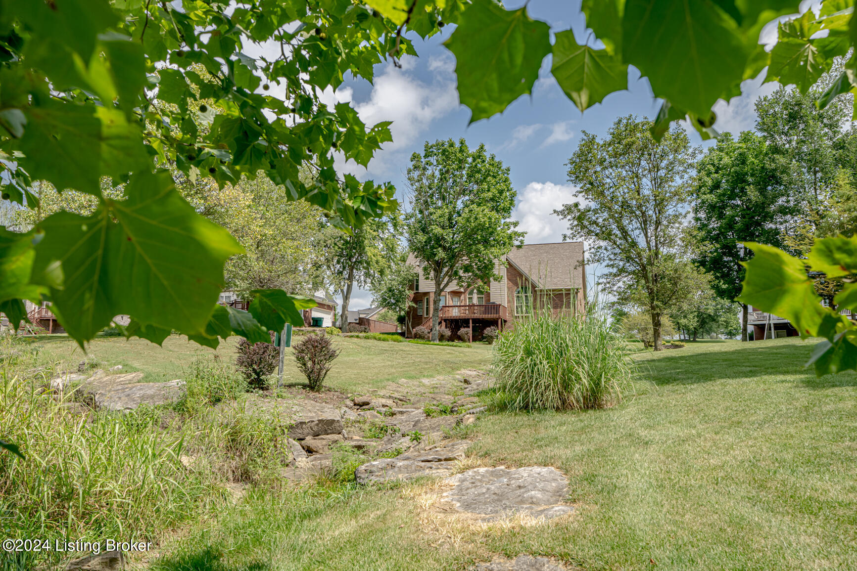 63 Persimmon Ridge Dr
