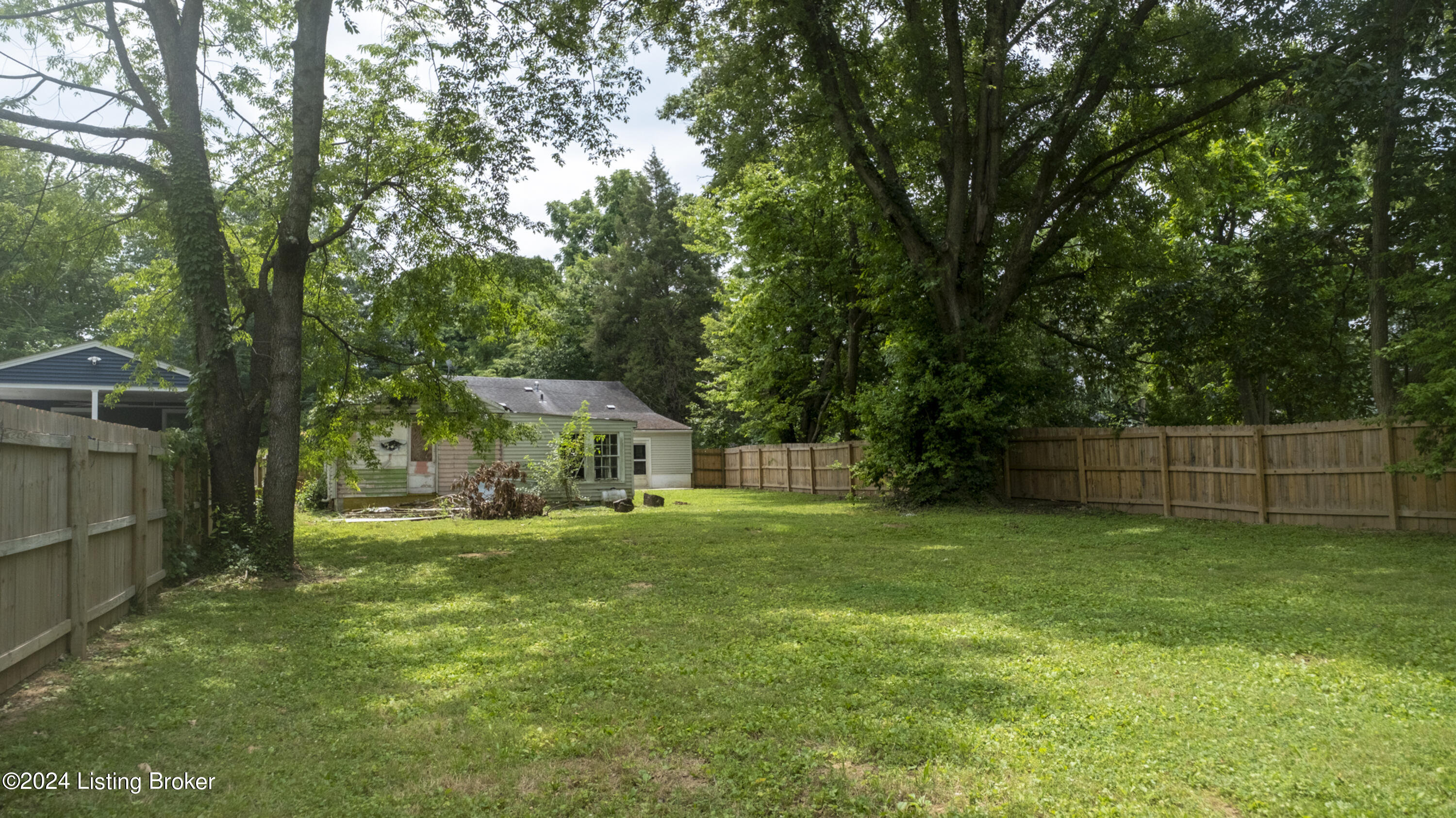 3719 Locust Ave