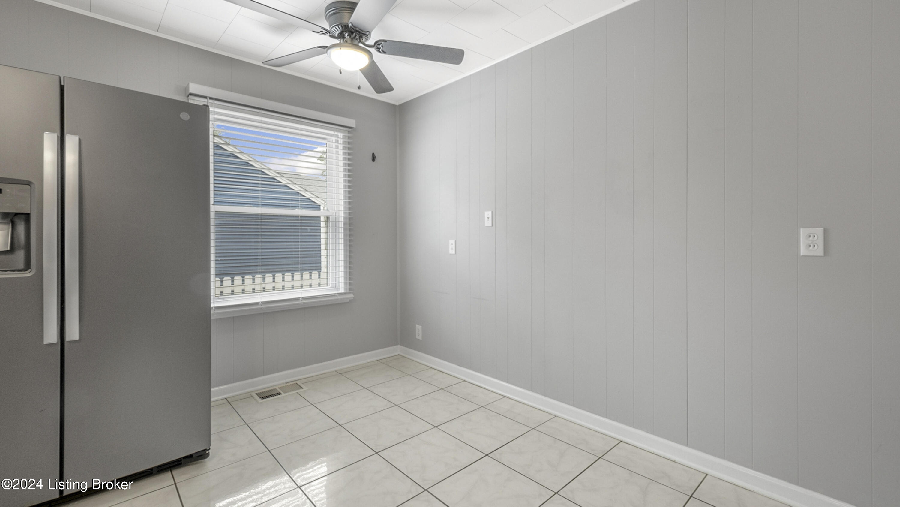 3719 Locust Ave