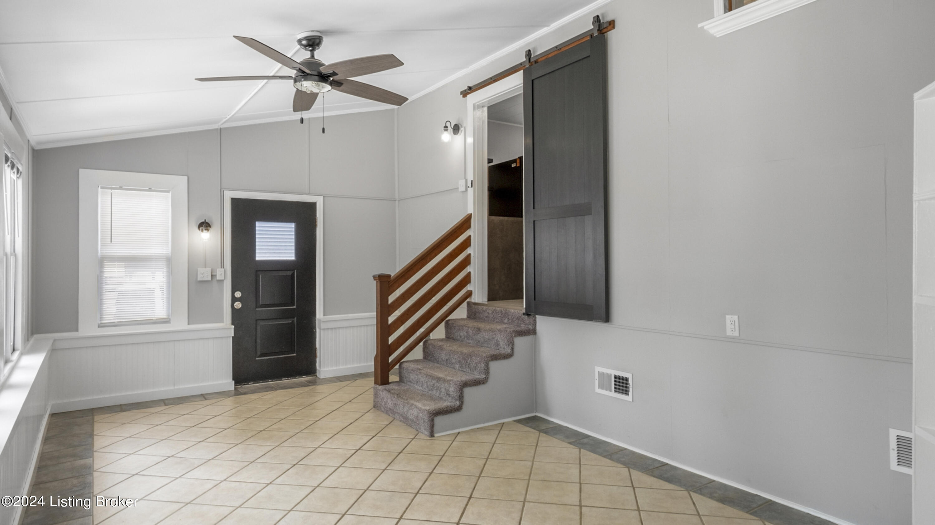 3719 Locust Ave