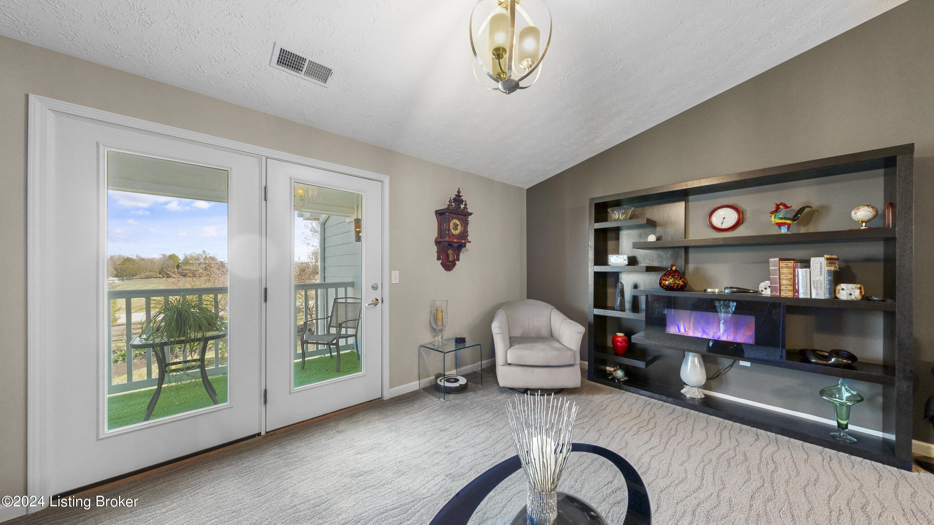 2609 Bradford Commons Dr, UNIT 203