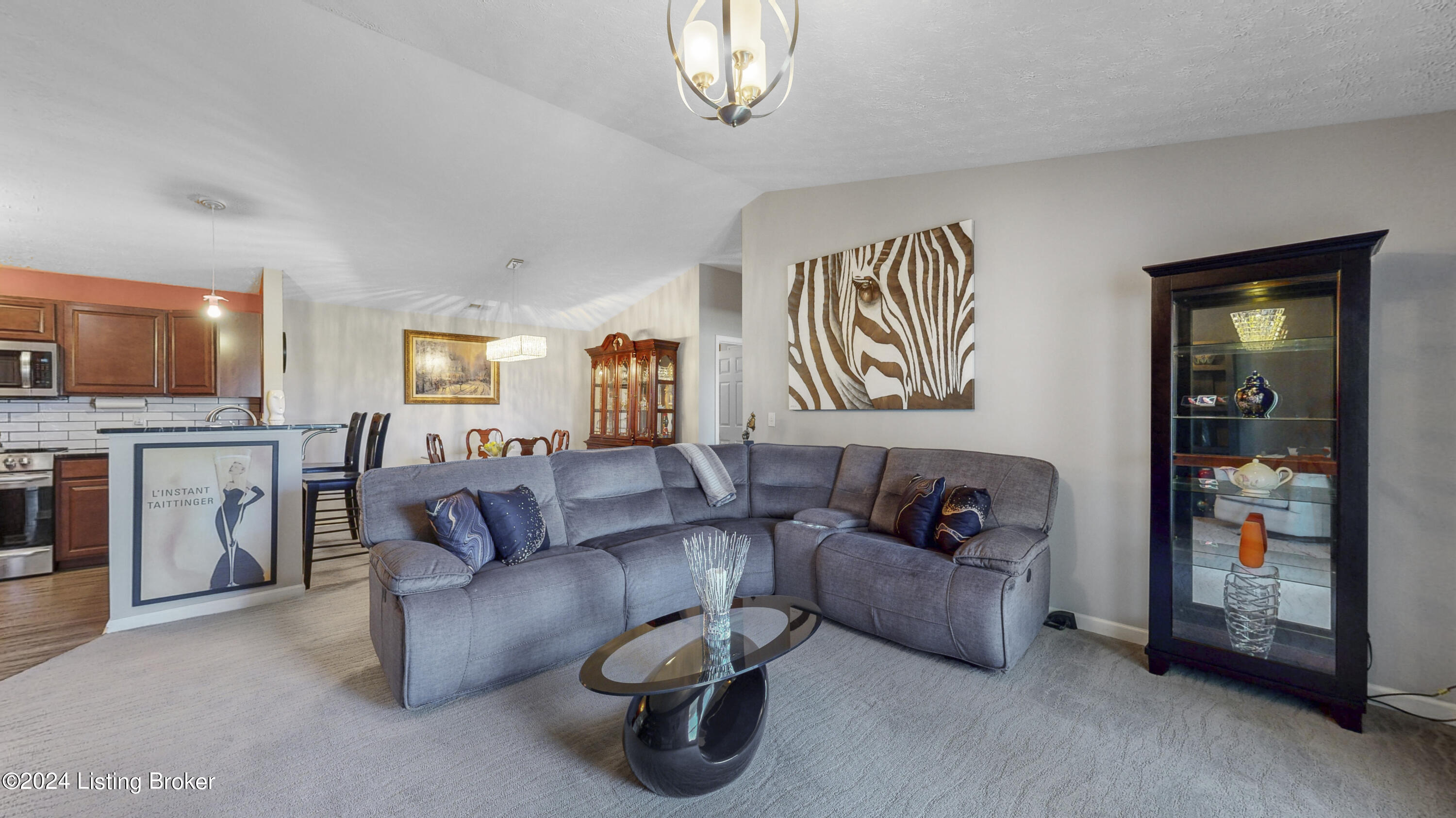 2609 Bradford Commons Dr, UNIT 203