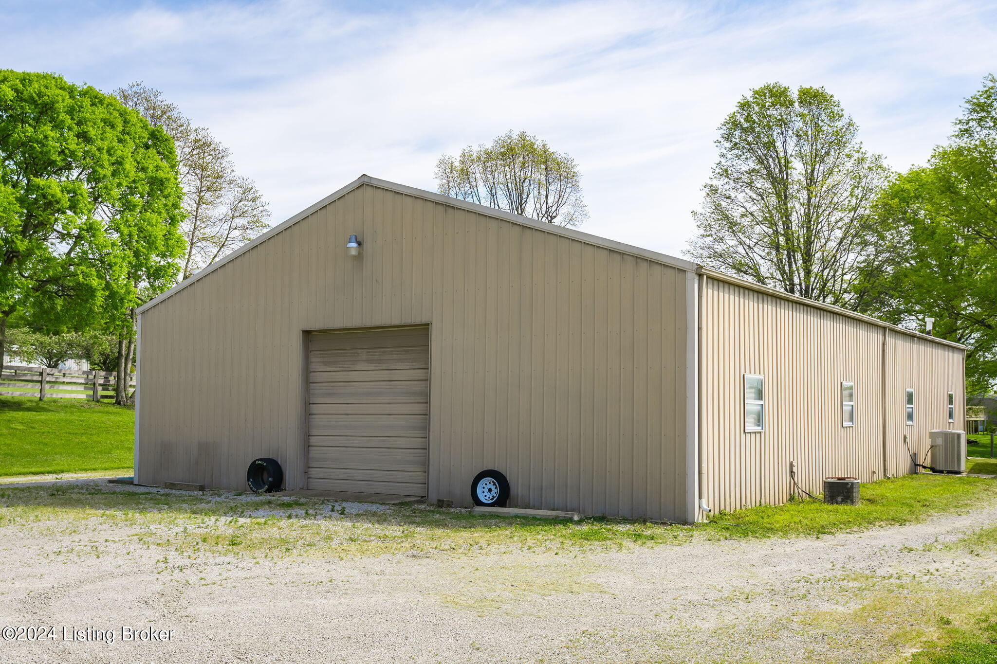 317 Bogard Ln