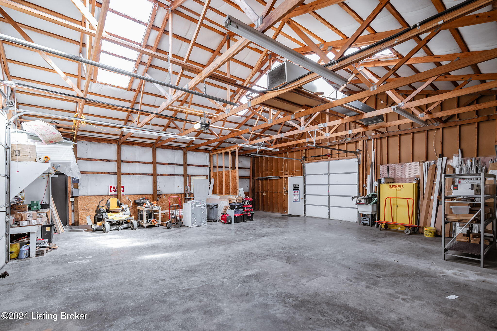 317 Bogard Ln