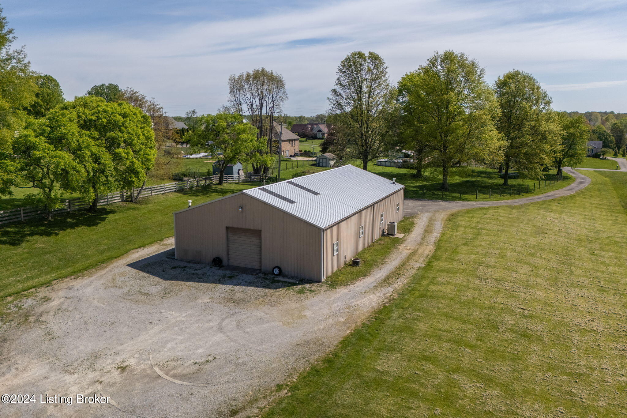 317 Bogard Ln