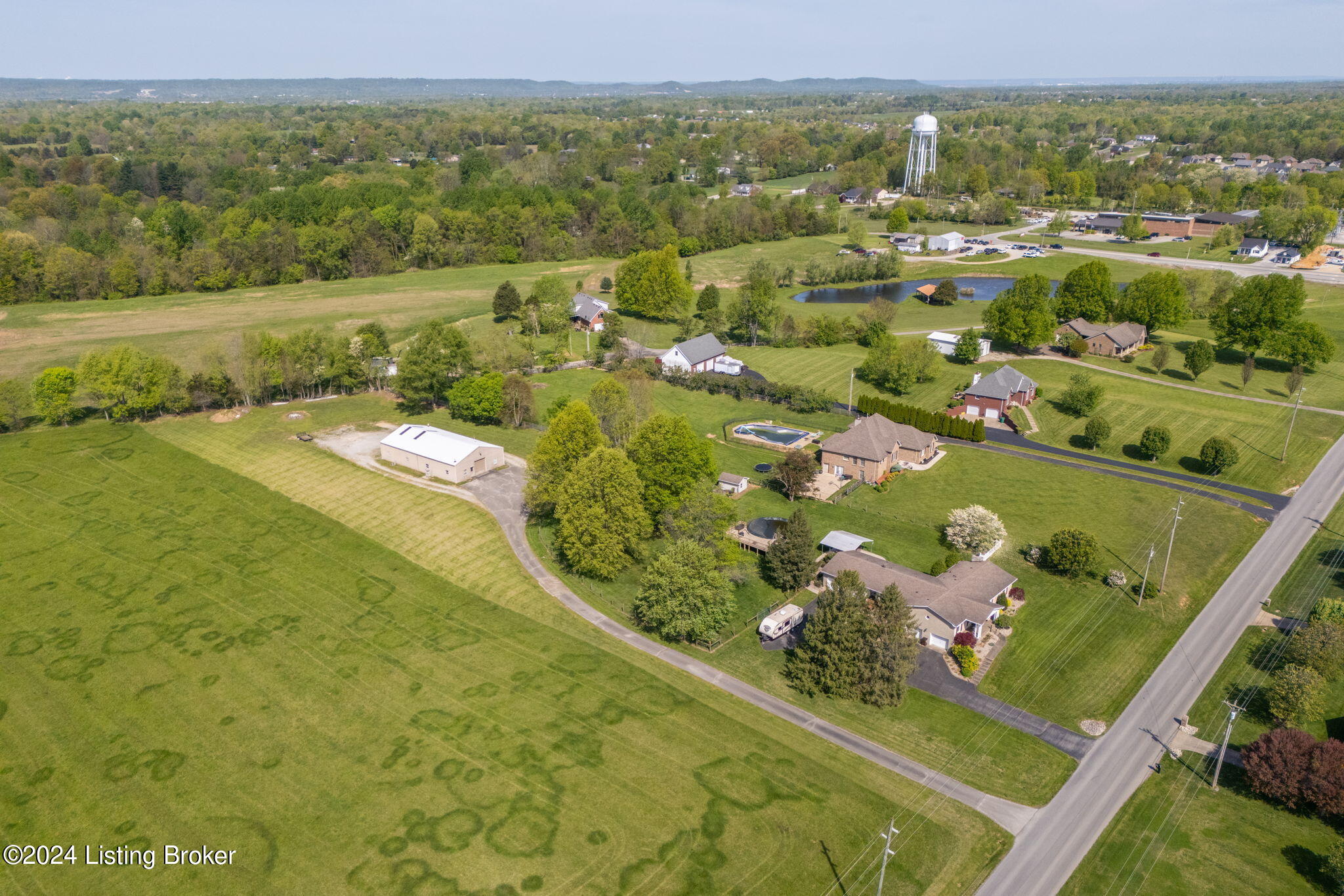 317 Bogard Ln
