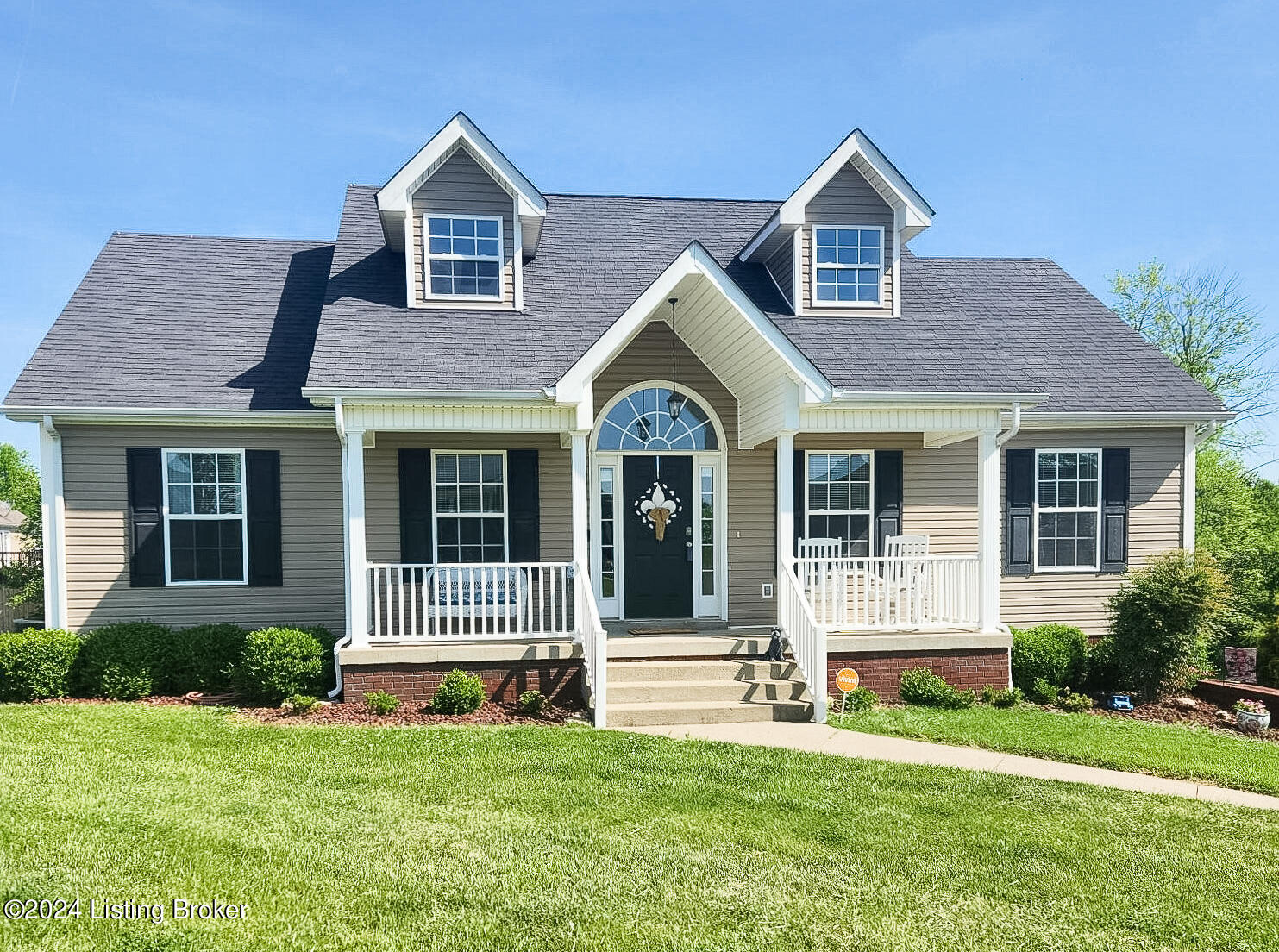 119 Camellia Ave