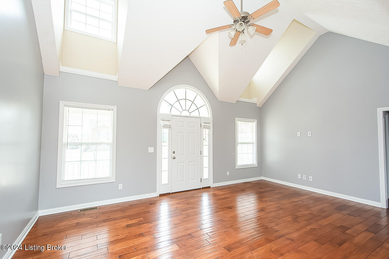 119 Camellia Ave