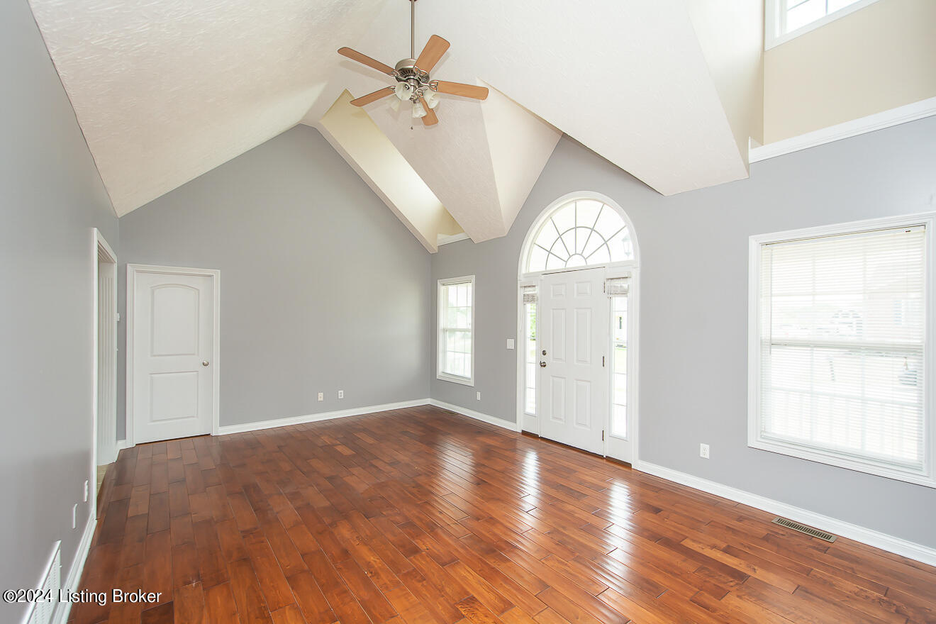 119 Camellia Ave